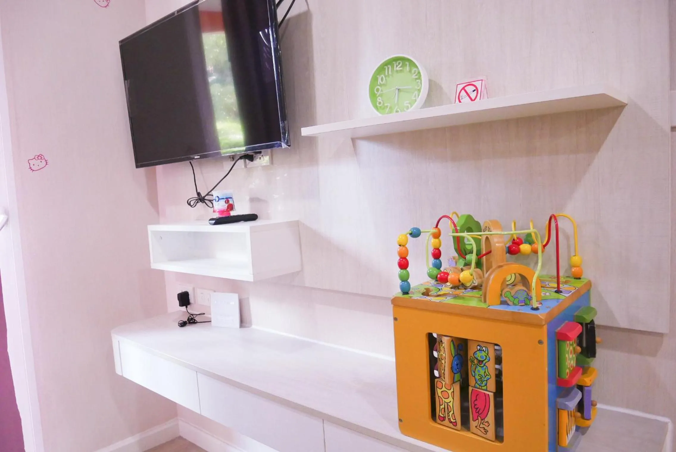 Seven Seas Resort Pattaya & Sofa bed