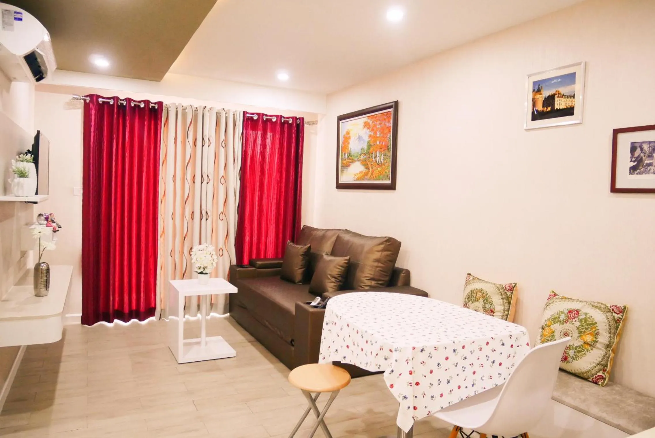 Seven Seas Resort Pattaya & Sofa bed