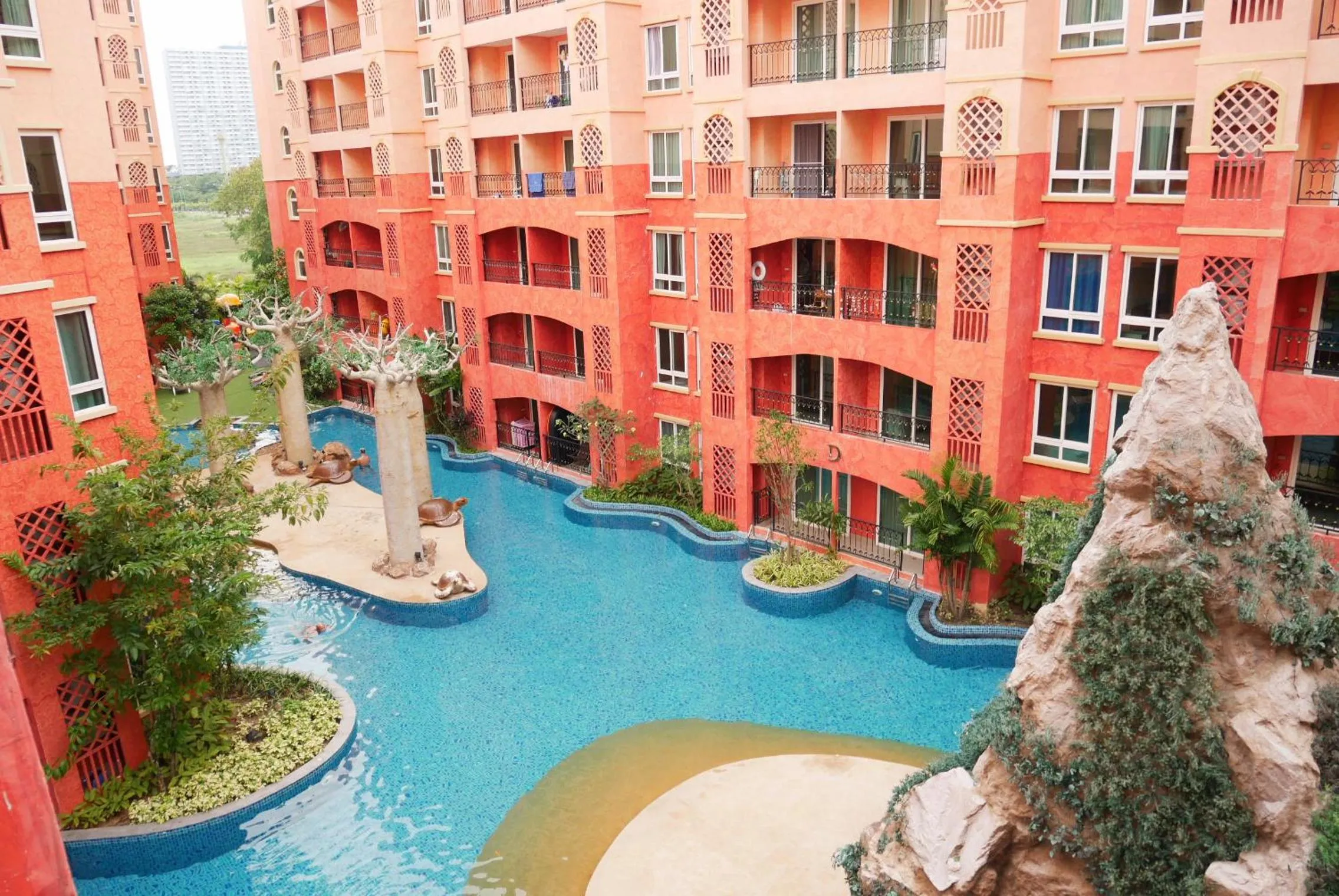 Seven Seas Resort Pattaya & Sofa bed