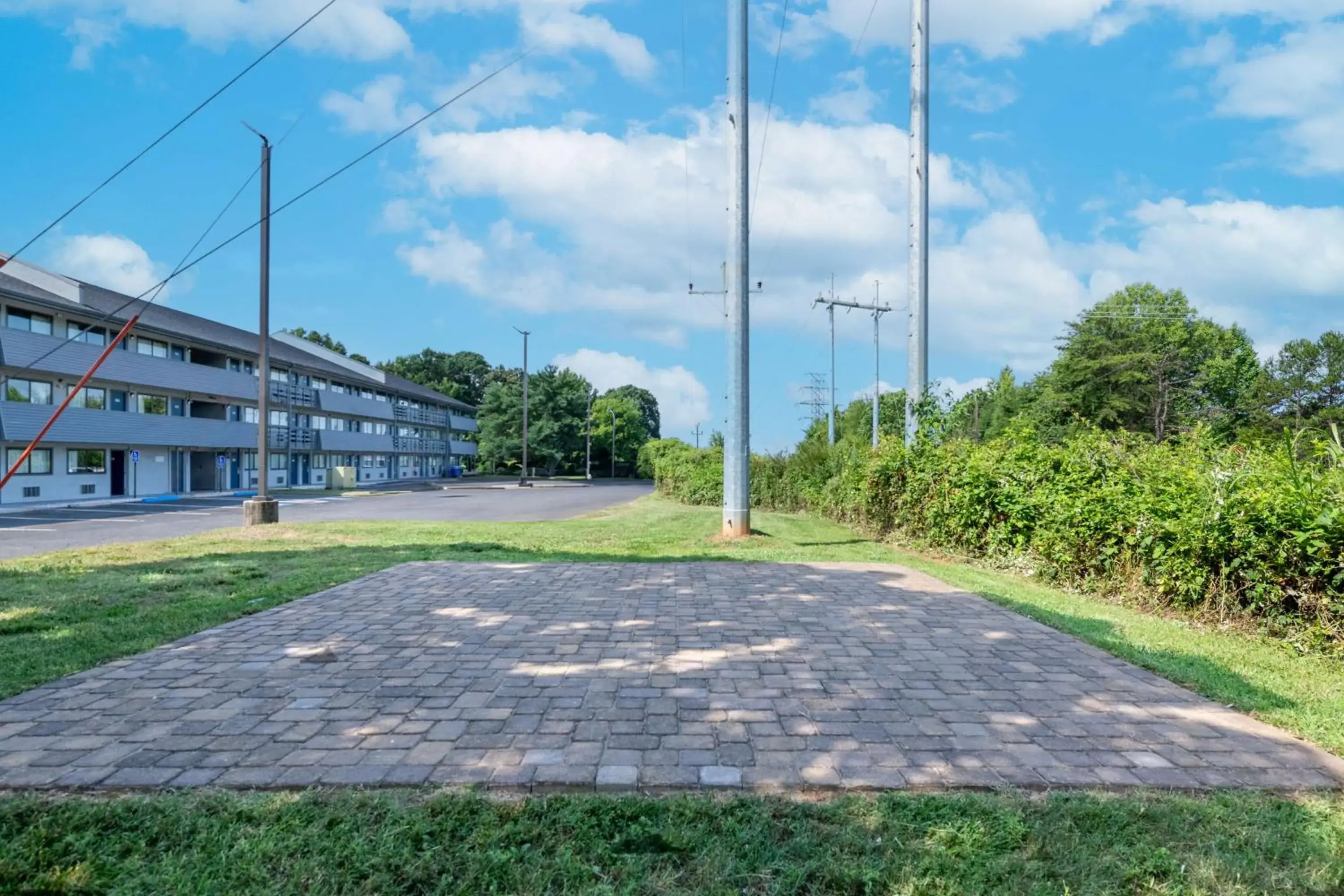 Restaurant/places to eat in Motel 6-Charlotte, NC - Coliseum Restaurant/places to eat in Motel 6-Charlotte, NC - Coliseum