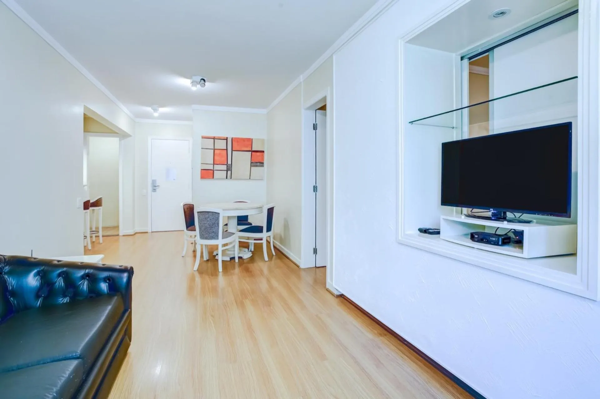 Living room in Roomo Transamerica SP Itaim Bibi