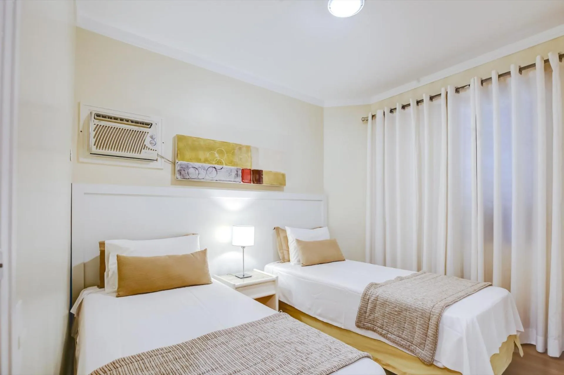 Bedroom, Bed in Roomo Transamerica SP Itaim Bibi