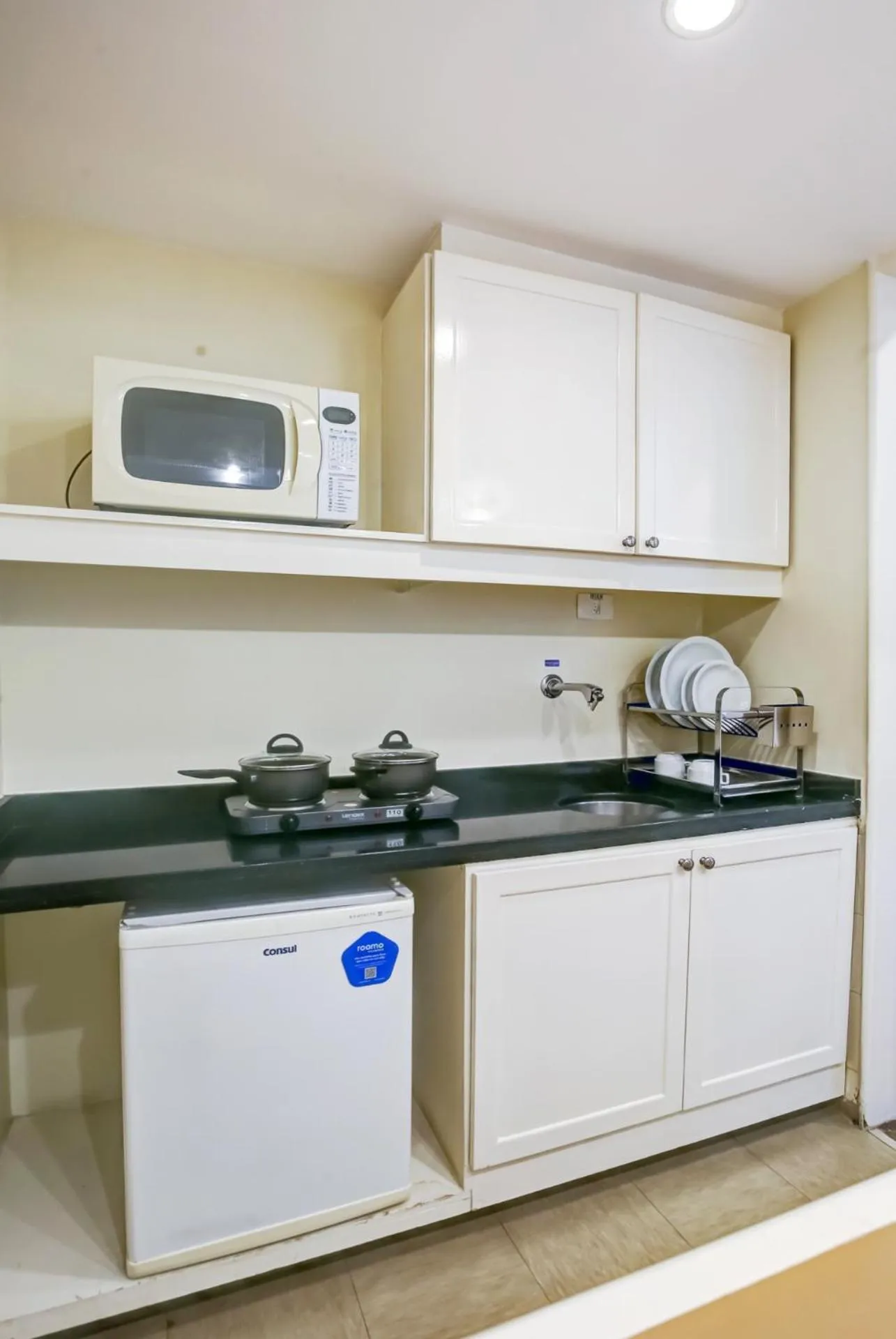 Kitchen or kitchenette in Roomo Transamerica SP Itaim Bibi