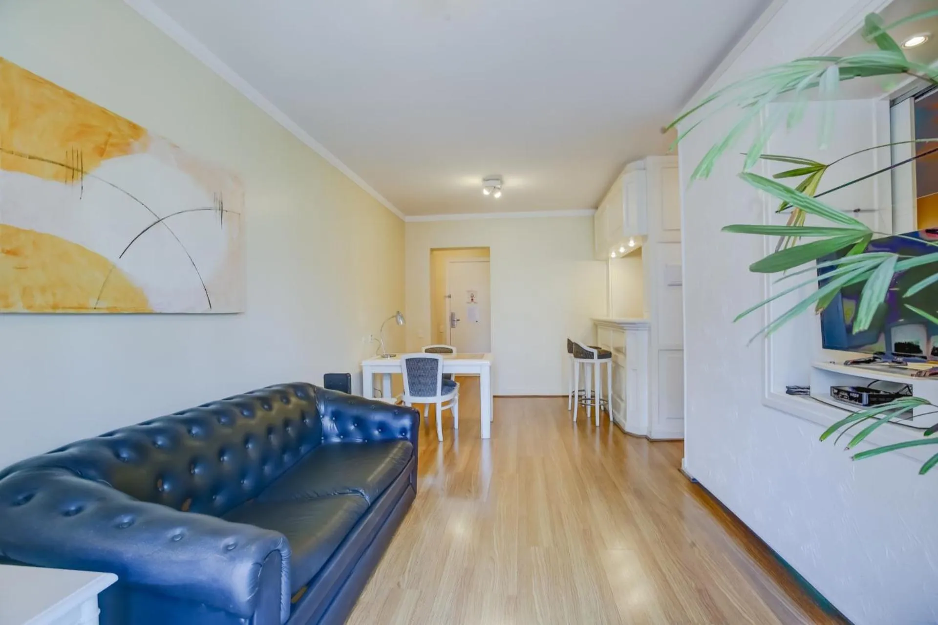 Living room in Roomo Transamerica SP Itaim Bibi