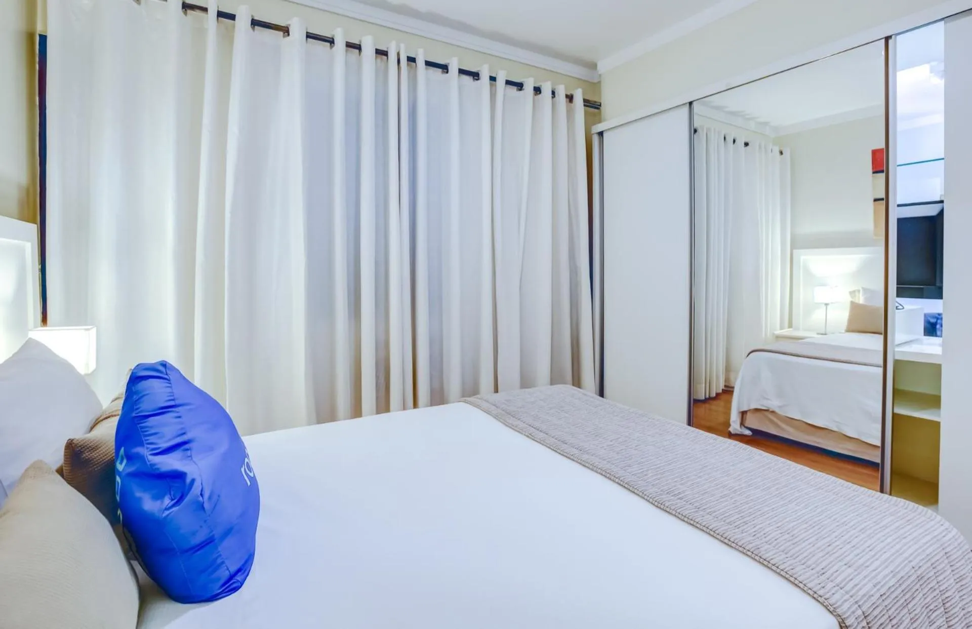 Bedroom, Bed in Roomo Transamerica SP Itaim Bibi