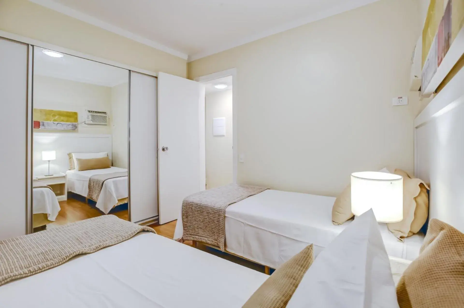 Bedroom, Bed in Roomo Transamerica SP Itaim Bibi Bedroom, Bed in Roomo Transamerica SP Itaim Bibi