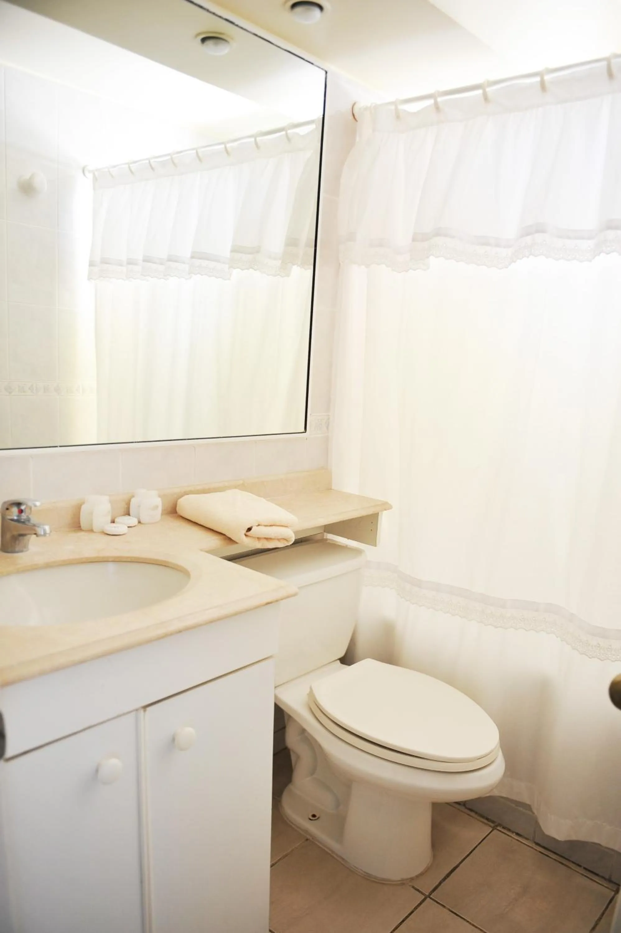 Bathroom in MR Mar Suites (ex Neruda Mar Suites)