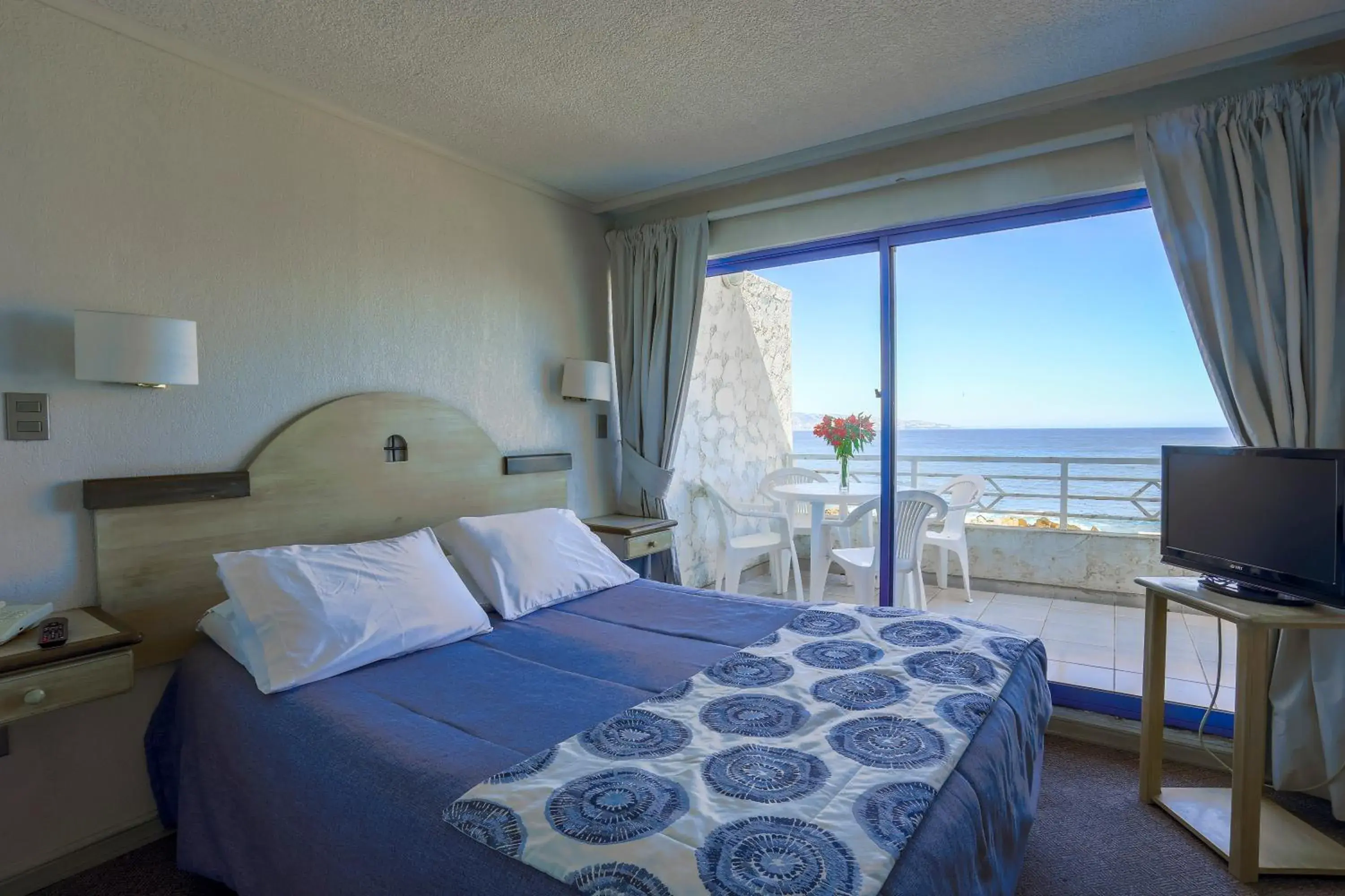 Bed in MR Mar Suites (ex Neruda Mar Suites) Bed in MR Mar Suites (ex Neruda Mar Suites)