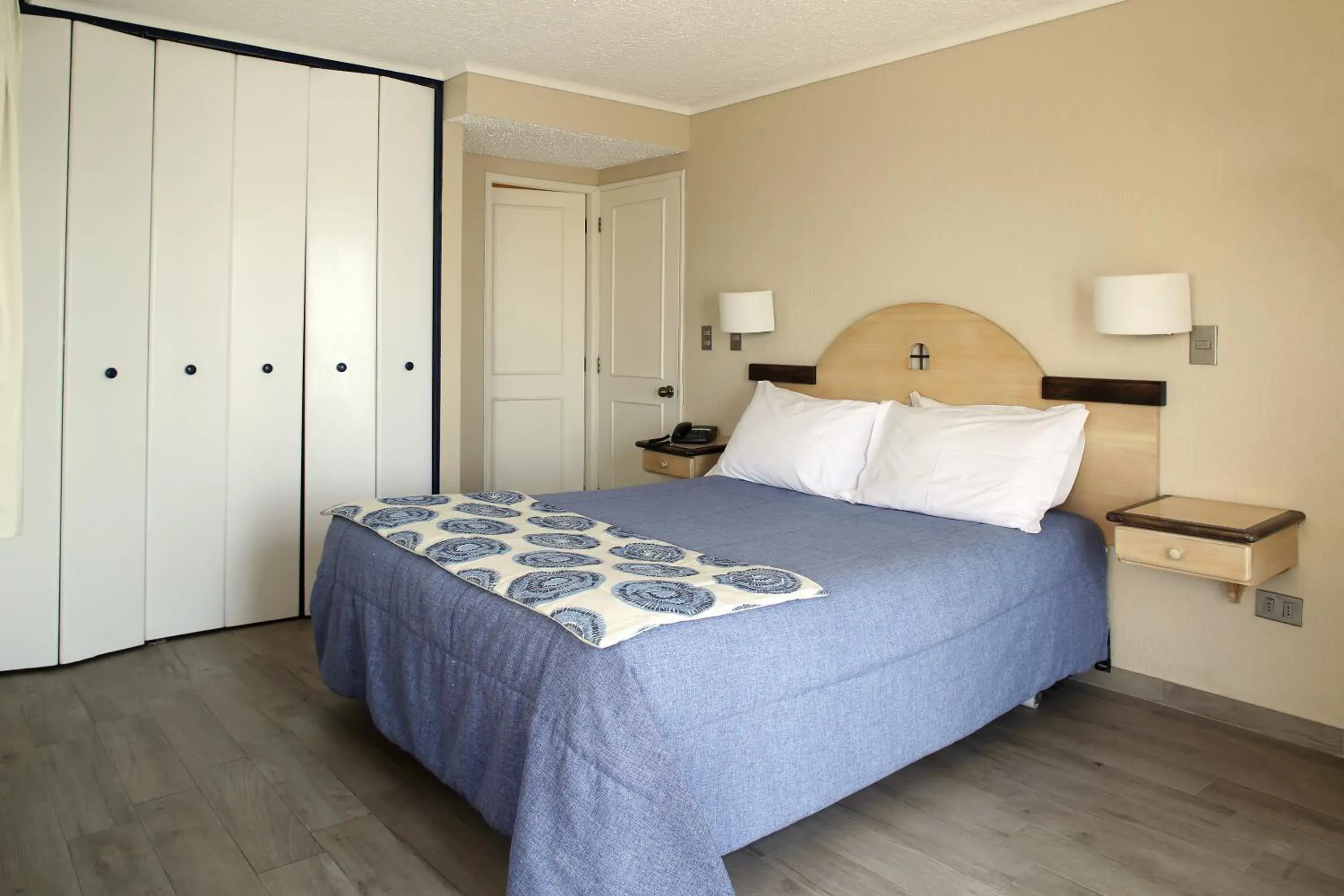 Two-Bedroom Apartment with No Sea View in MR Mar Suites (ex Neruda Mar Suites) Two-Bedroom Apartment with No Sea View in MR Mar Suites (ex Neruda Mar Suites)