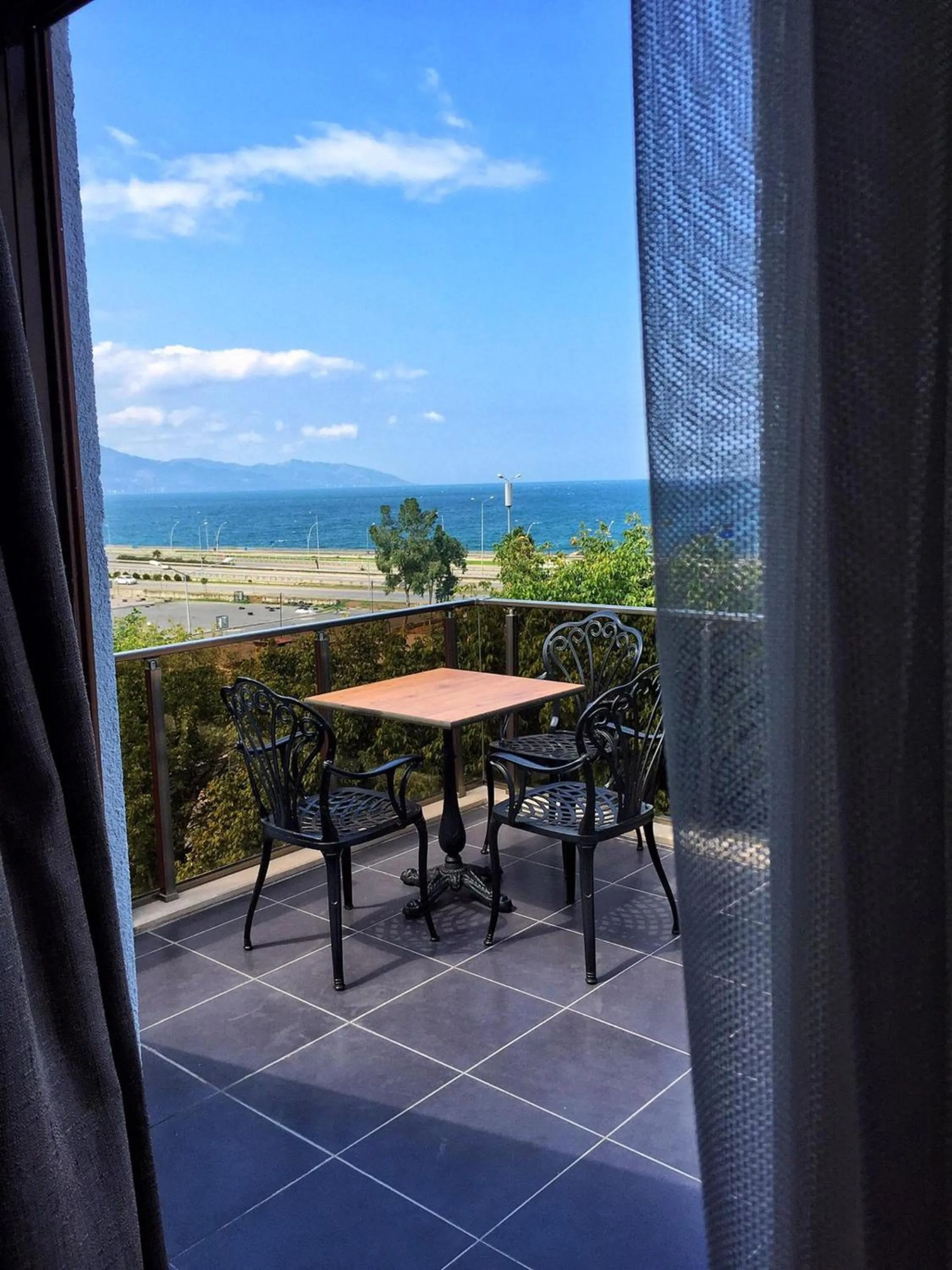 Patio in Blue Sea Hotel