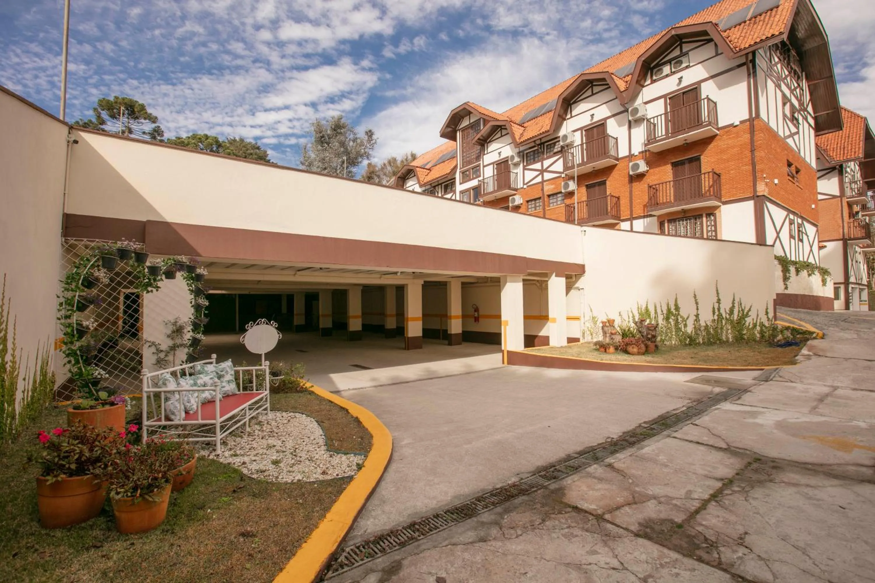 Parking in Pousada das Hortênsias