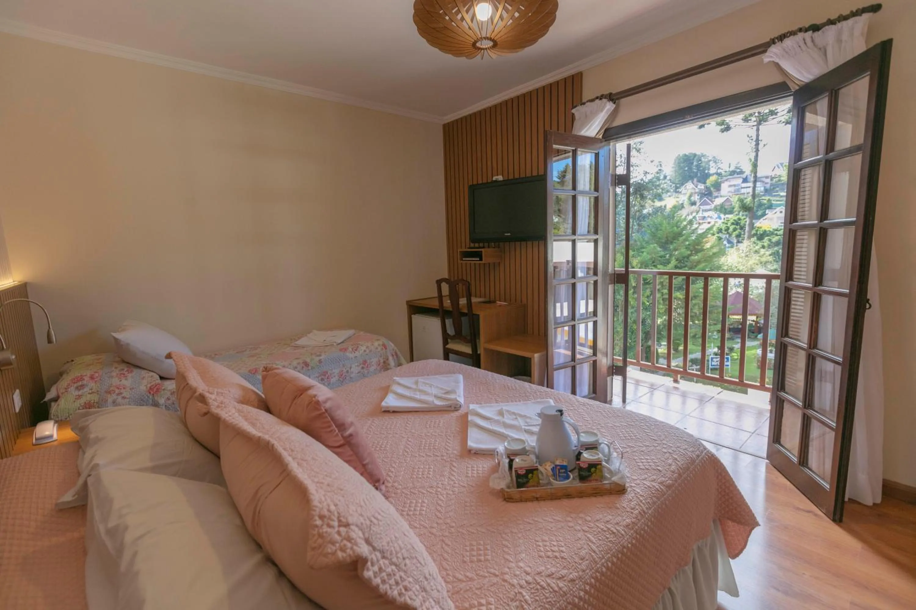 Bed in Pousada das Hortênsias