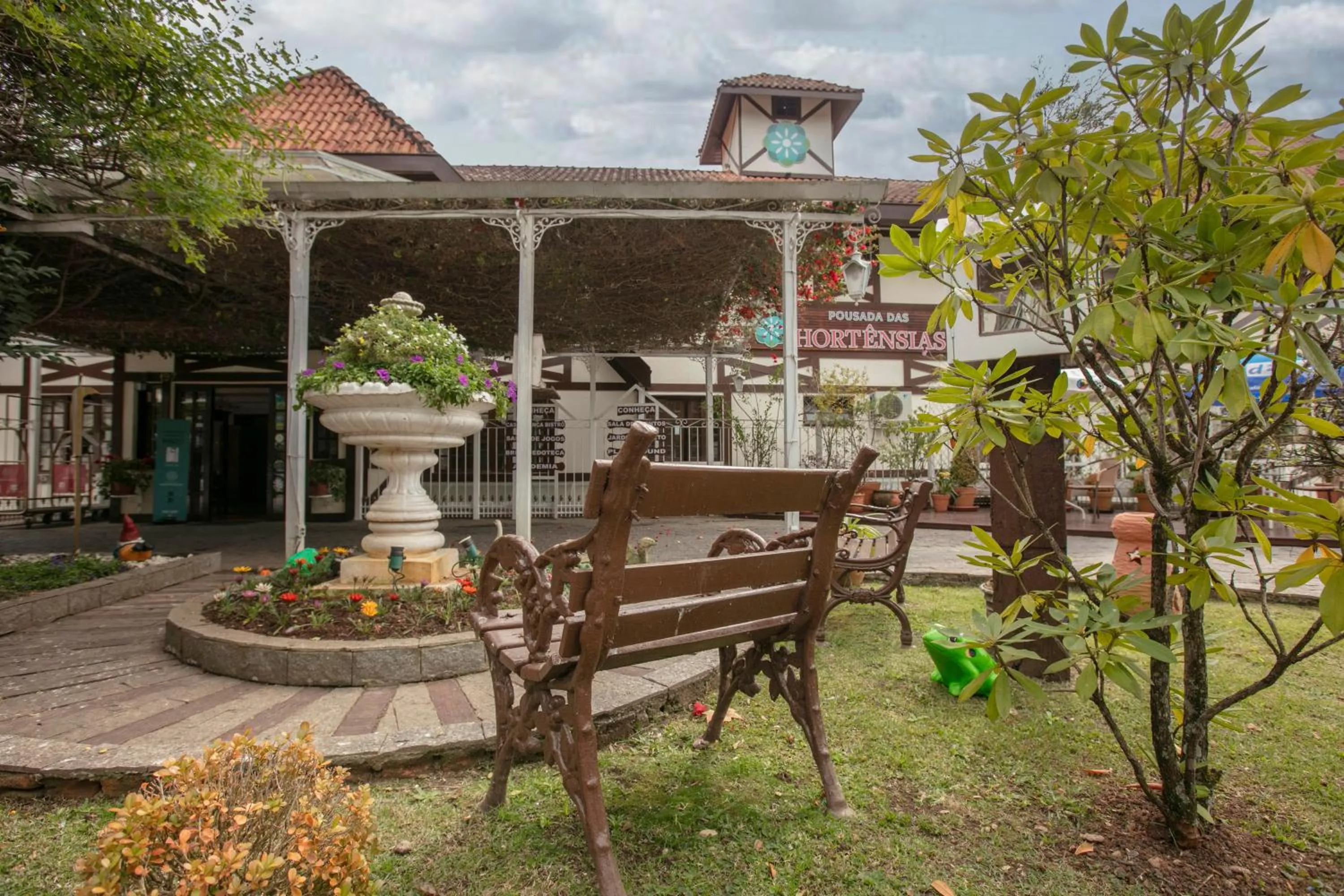 Facade/entrance in Pousada das Hortênsias
