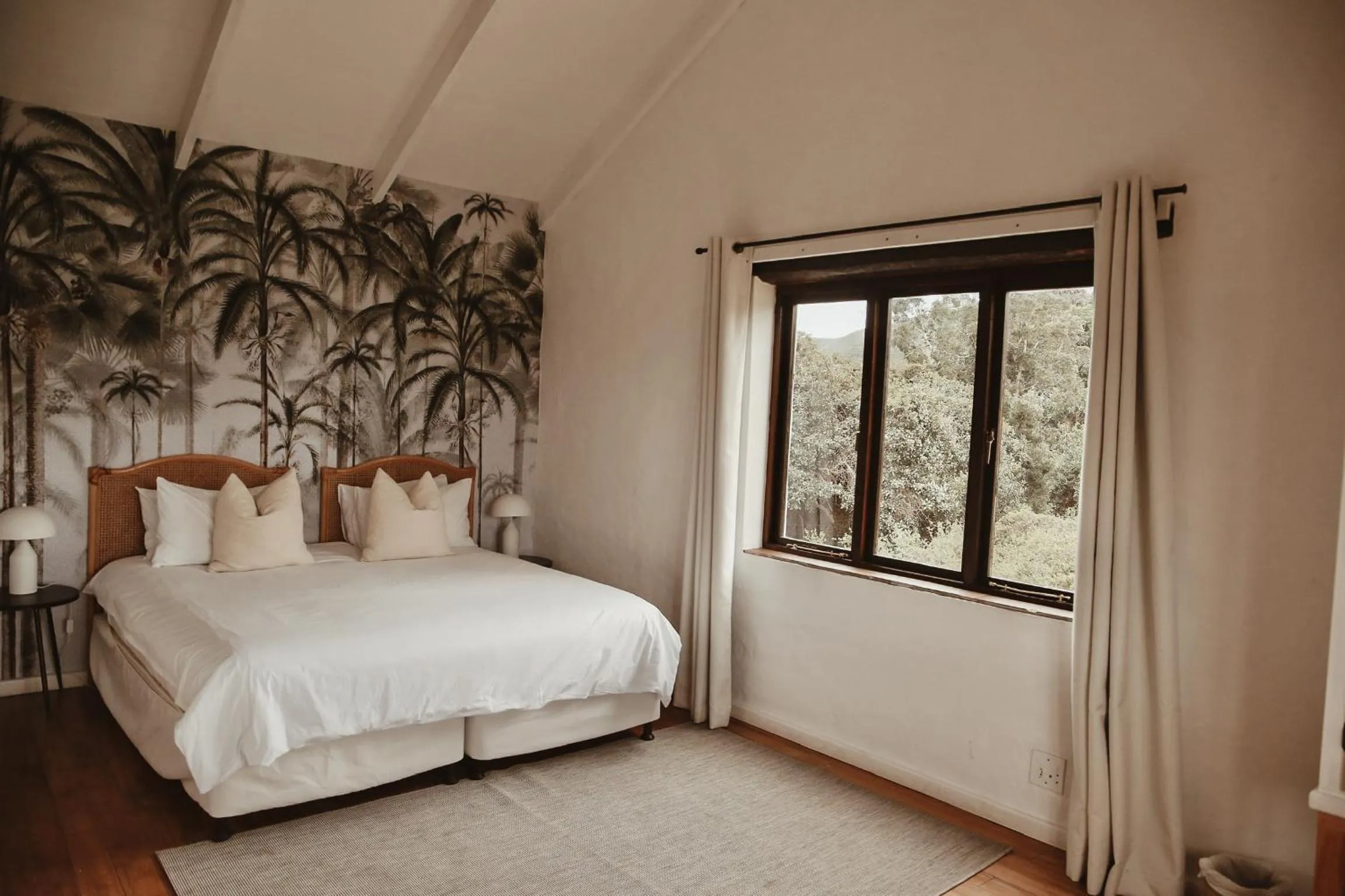 Bedroom, Bed in Stanley Island