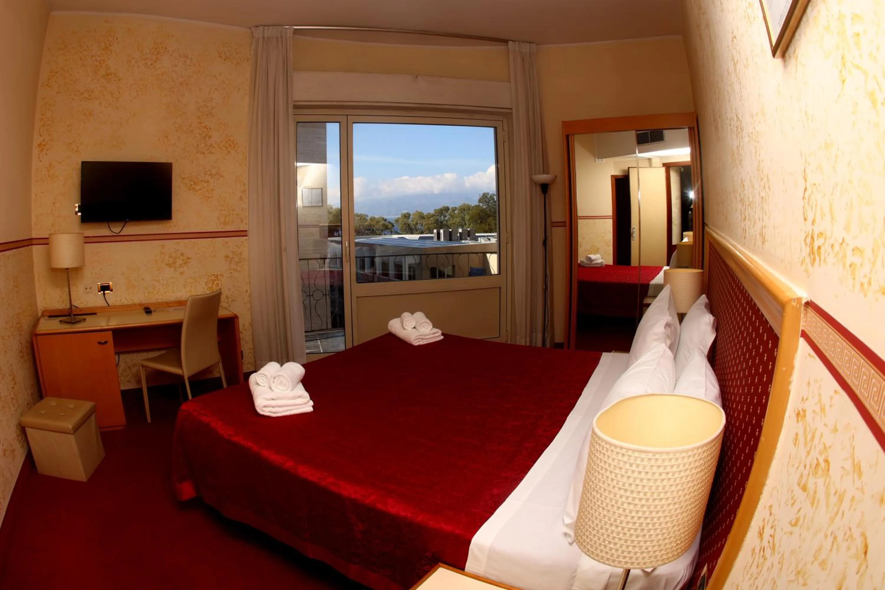 Bed in Hotel Palace Masoanri's