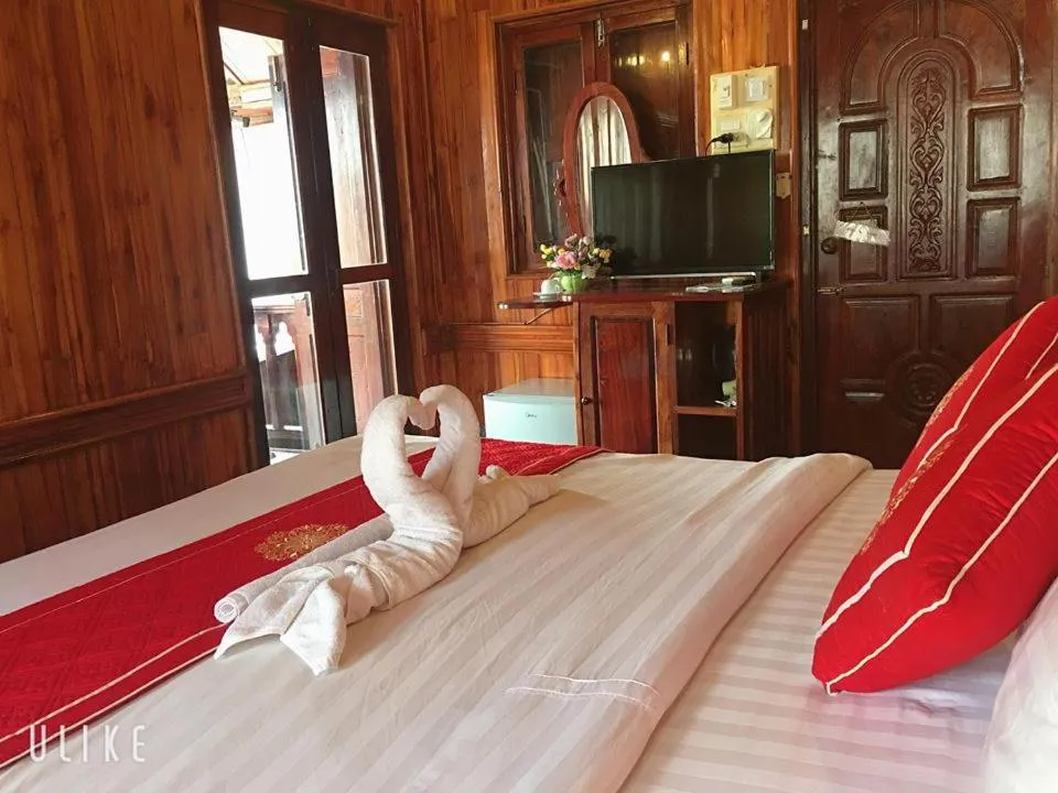 Bed in Soutikone Place House 2