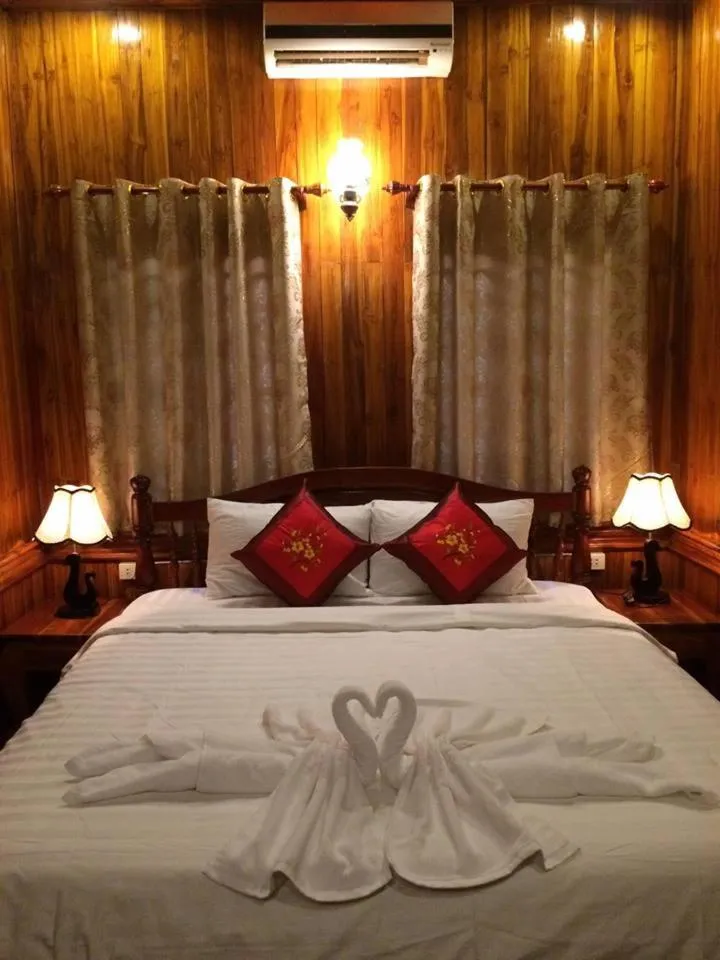 Bed in Soutikone Place House 2