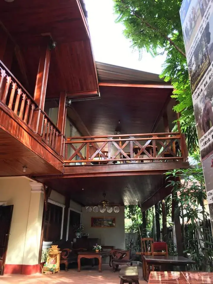 Property building in Soutikone Place House 2 Property building in Soutikone Place House 2
