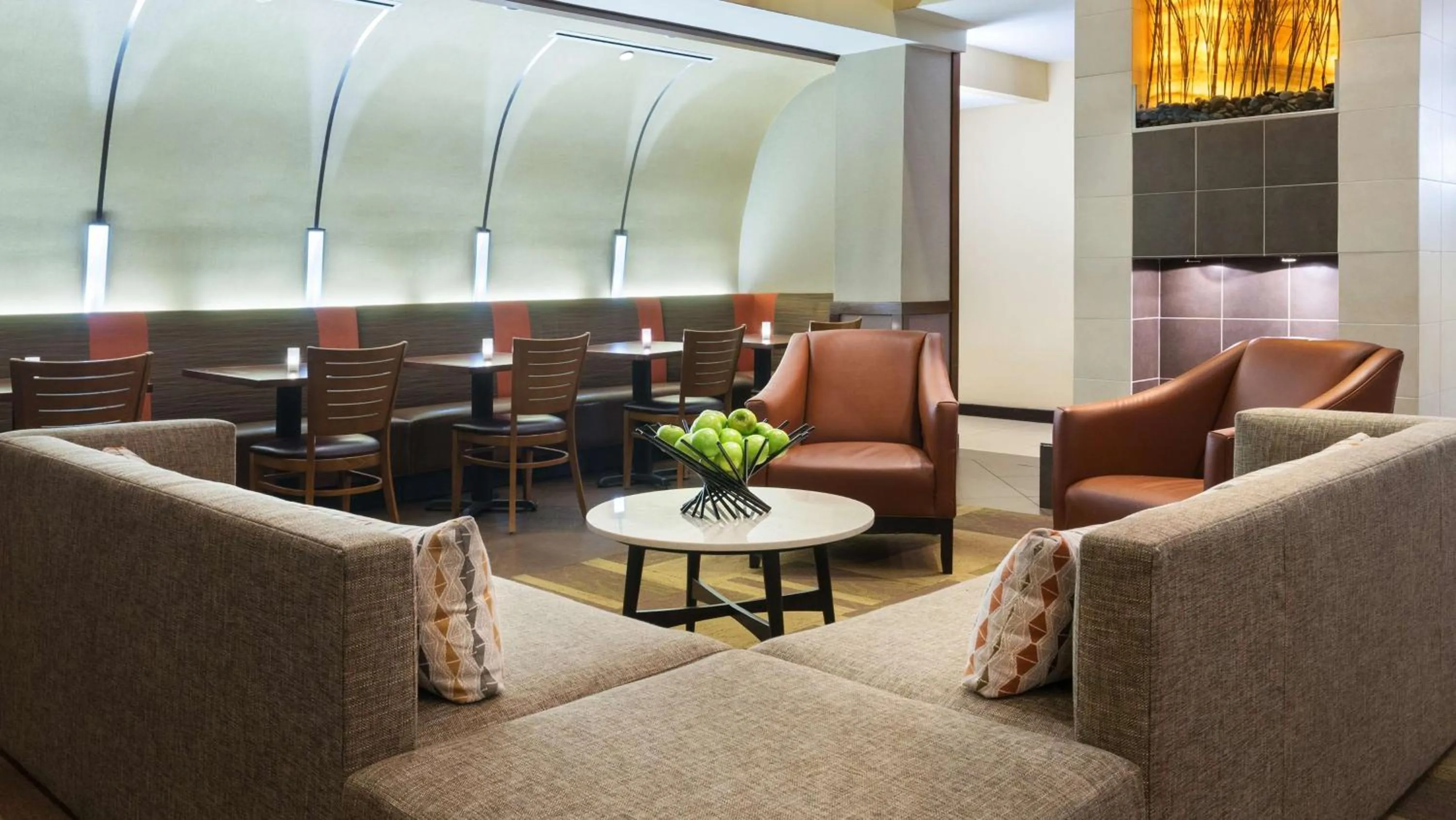 Lobby or reception in Hyatt Place Fort Lauderdale Cruise Port & Convention Center