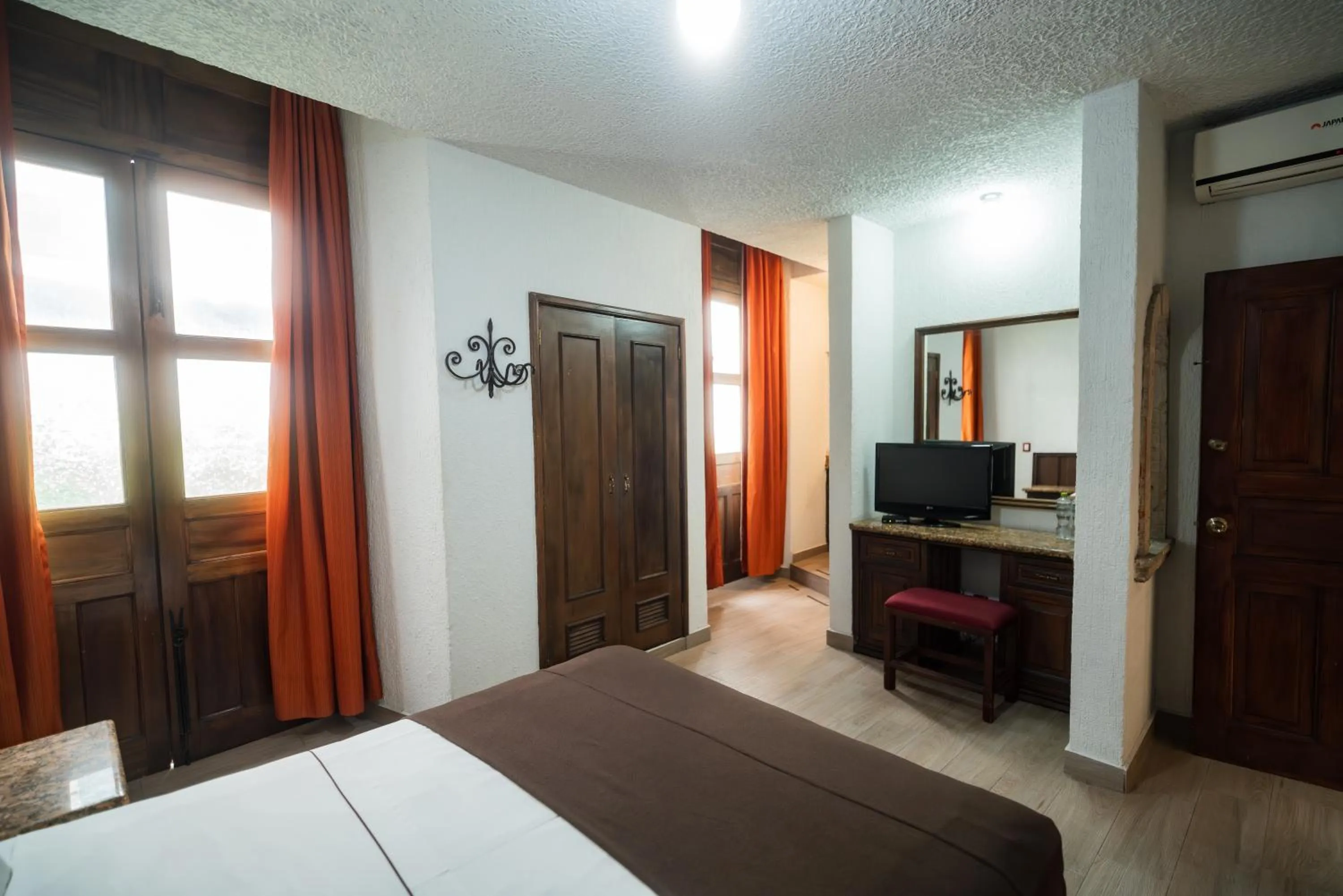 Bed in Hotel Don Quijote Plaza - Guadalajara Centro Historico