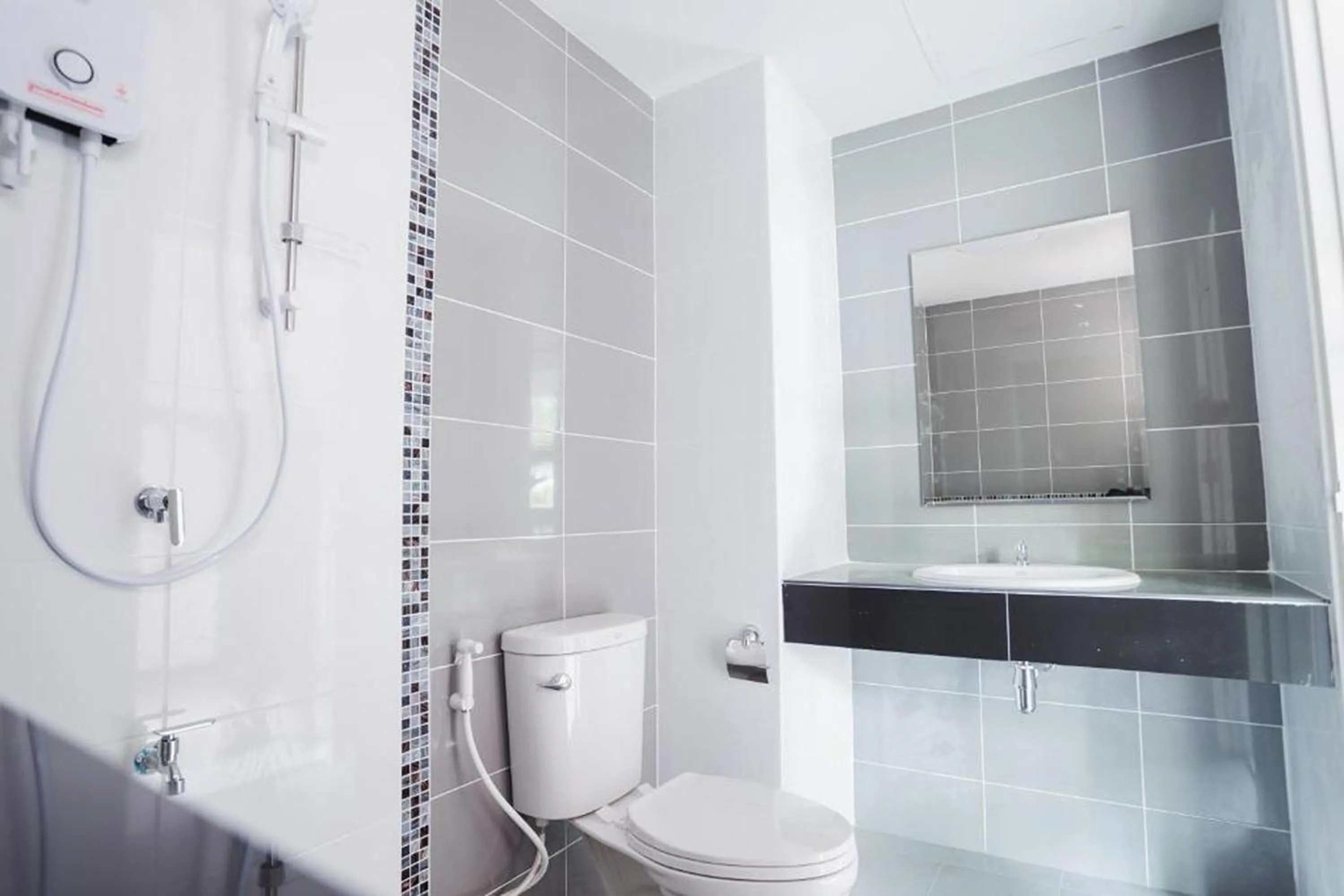 Shower in Banjan Stay