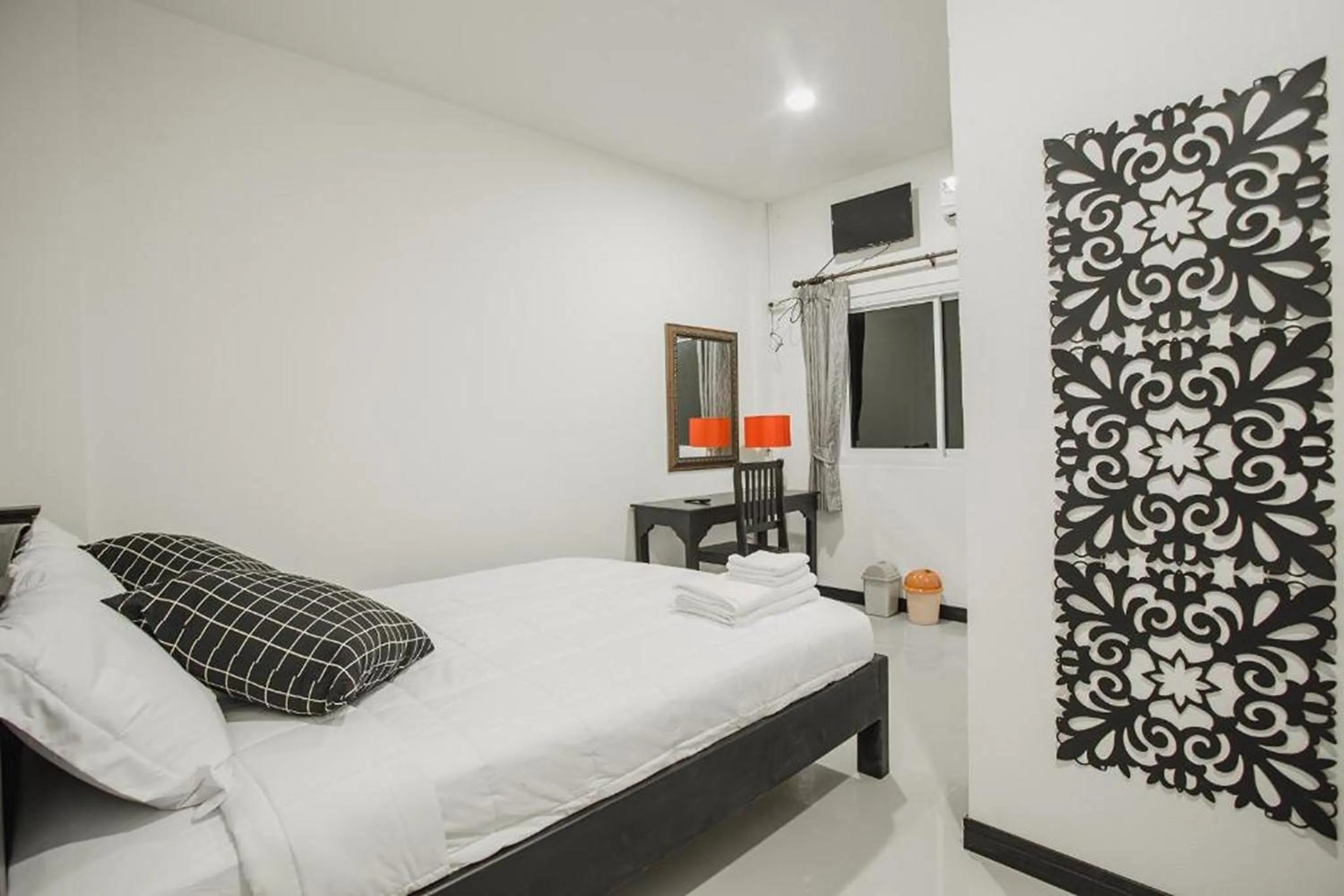 Bedroom, Bed in Banjan Stay