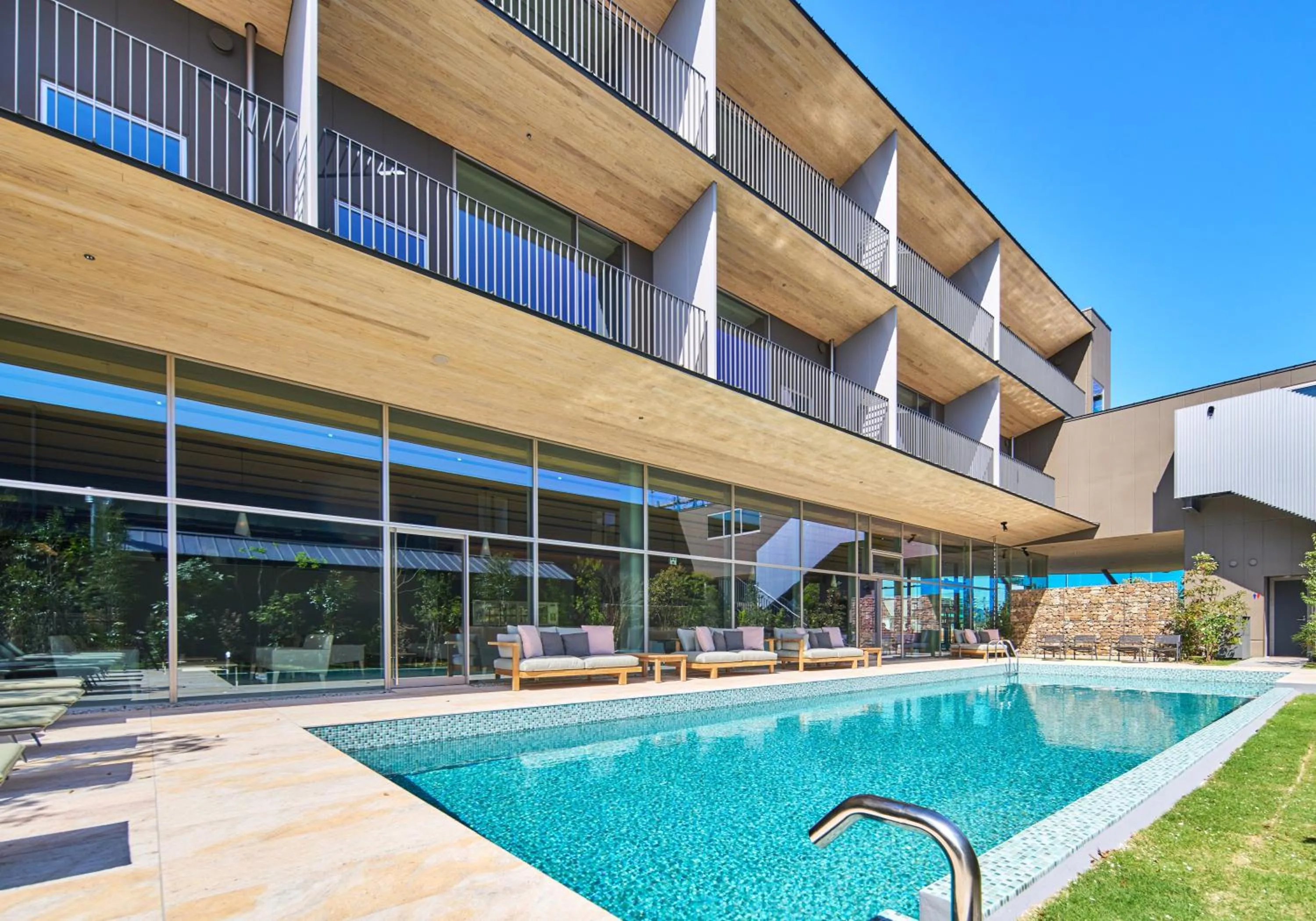 Swimming pool in The Meibia Miyazaki