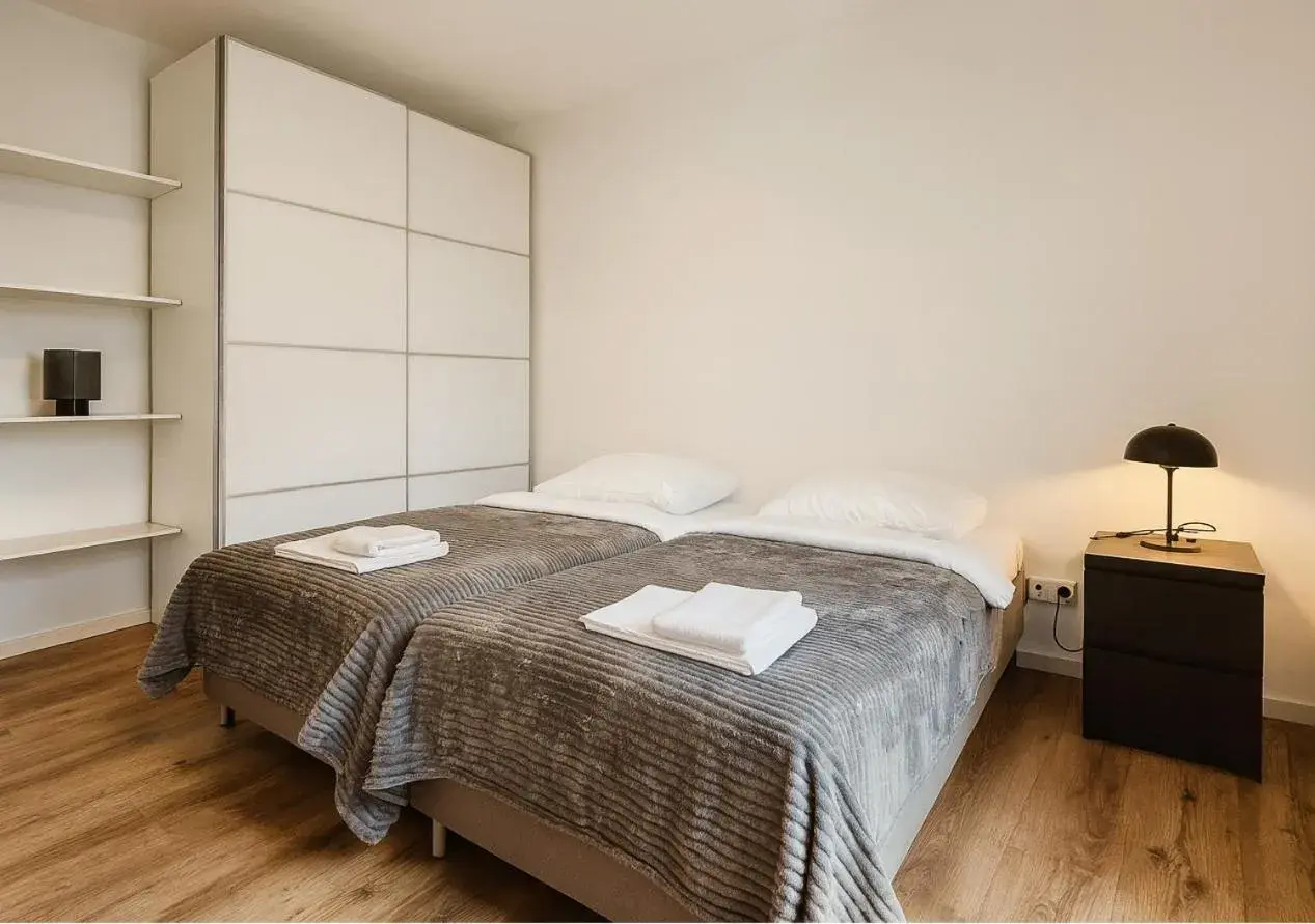 Deluxe Two-Bedroom Apartment with Garden View in Old Town Apartments Deluxe Two-Bedroom Apartment with Garden View in Old Town Apartments