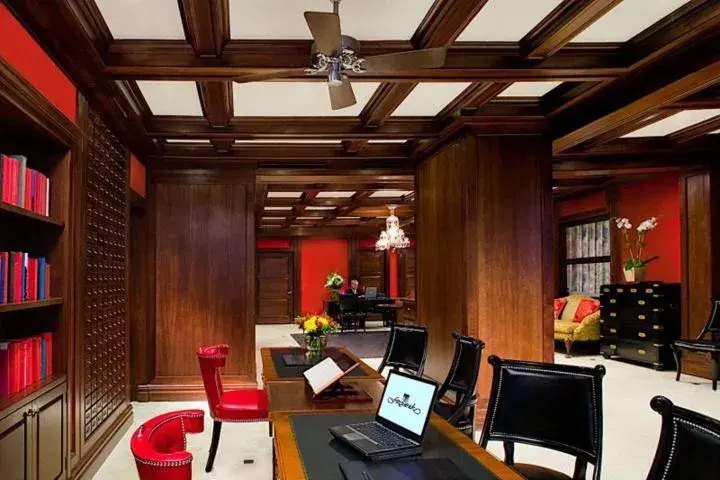Lobby or reception in Fitzpatrick Manhattan Lobby or reception in Fitzpatrick Manhattan