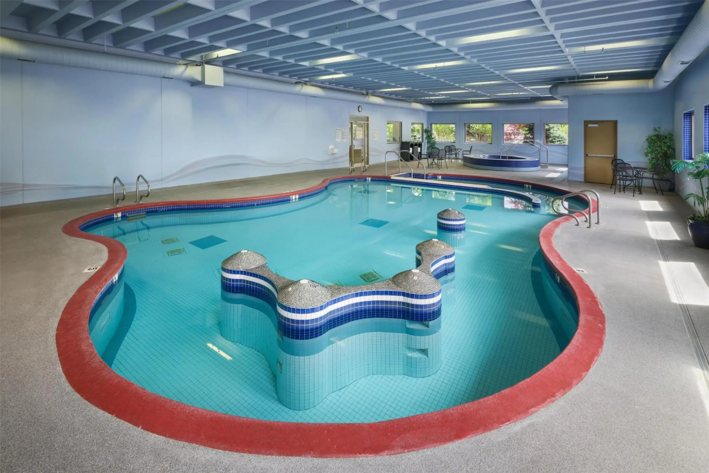 Pool view in Best Western Plus Kamloops Hotel Pool view in Best Western Plus Kamloops Hotel