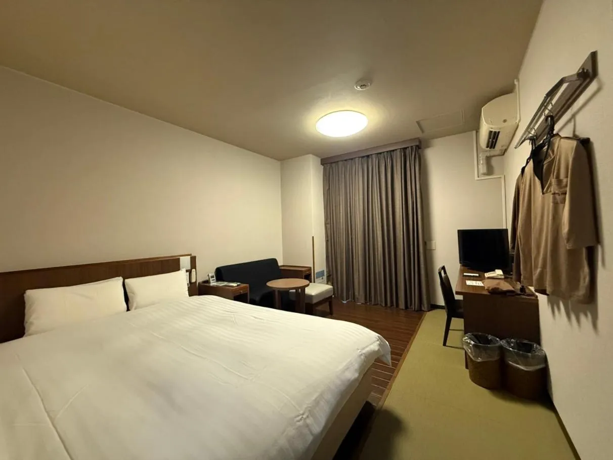 Photo of the whole room, Bed in Dormy Inn EXPRESS Asakusa