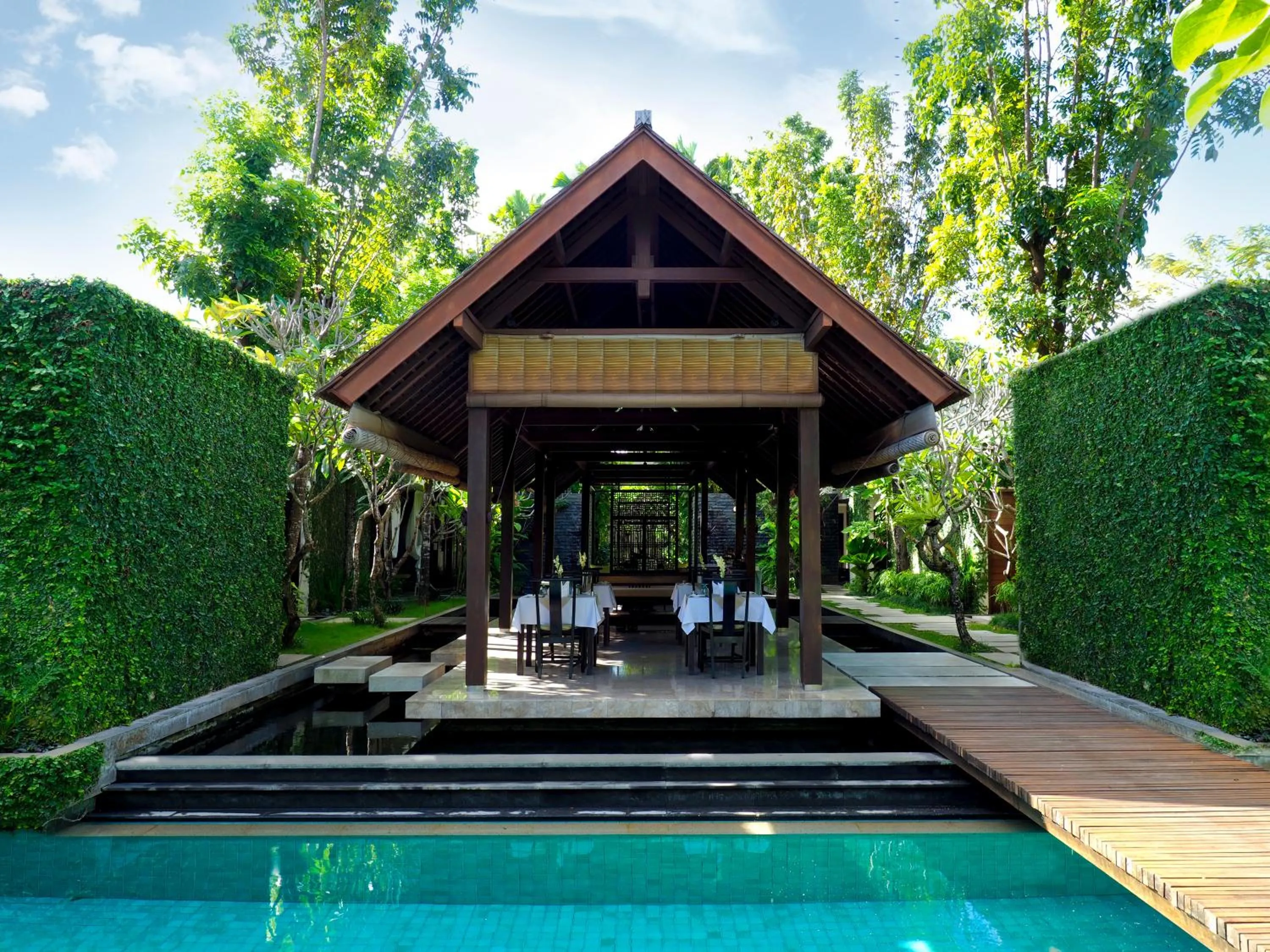 Restaurant/places to eat in The Amala Boutique Retreat