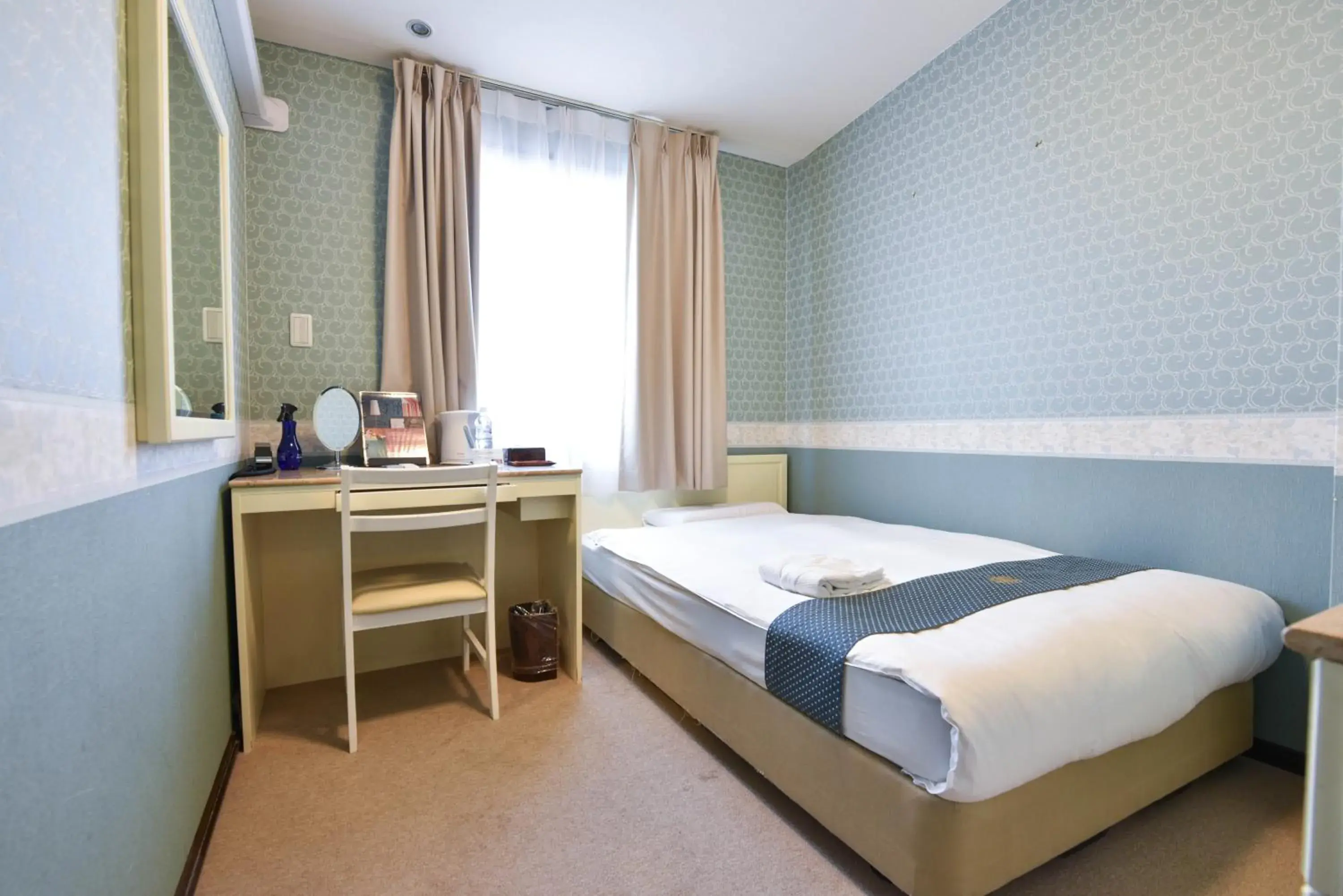 Bedroom, Bed in New Osaka Hotel Shinsaibashi Bedroom, Bed in New Osaka Hotel Shinsaibashi