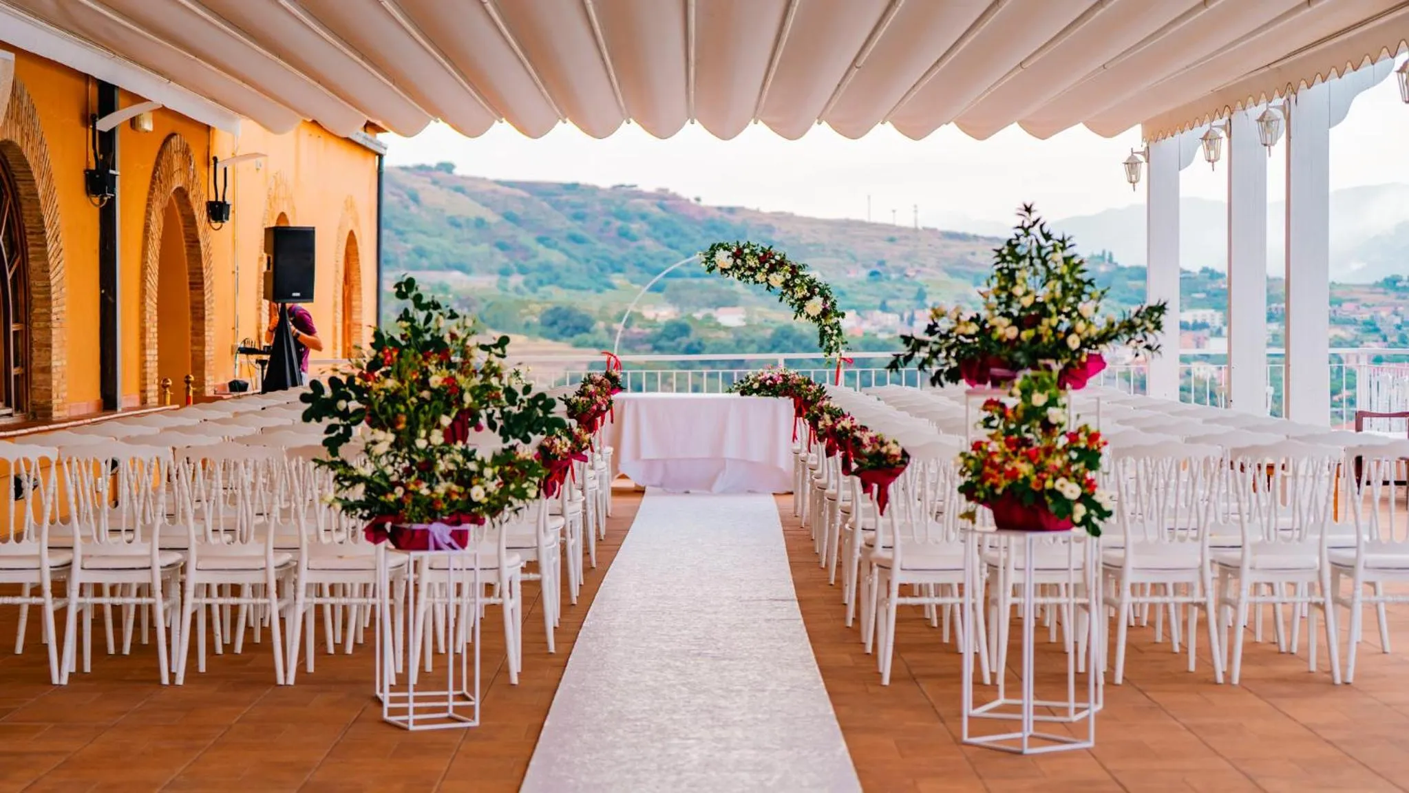 Patio in Altafiumara Resort & Spa
