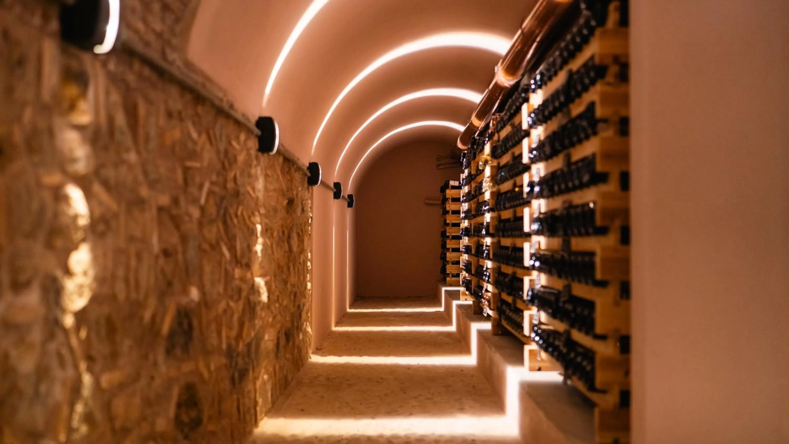 Evening entertainment in Altafiumara Resort & Spa