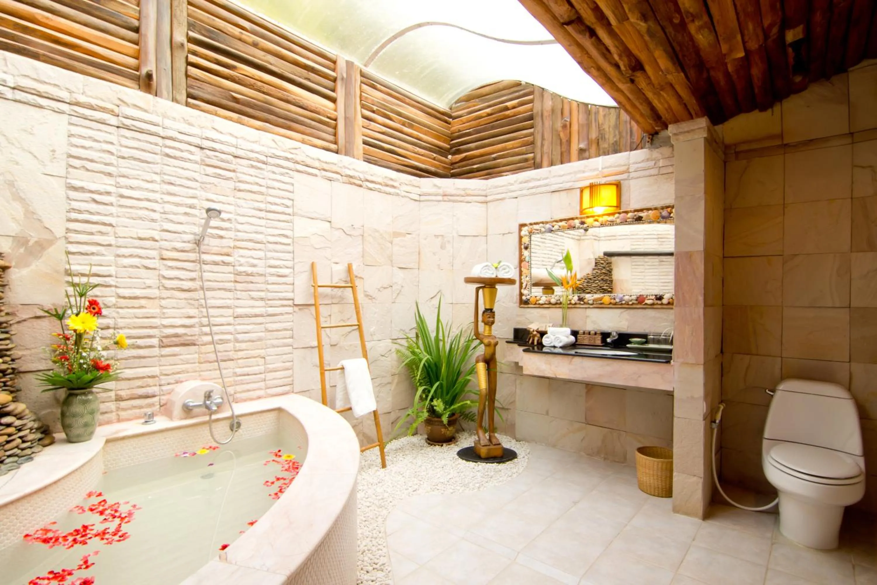 Bathroom in Santhiya Koh Chang Resort