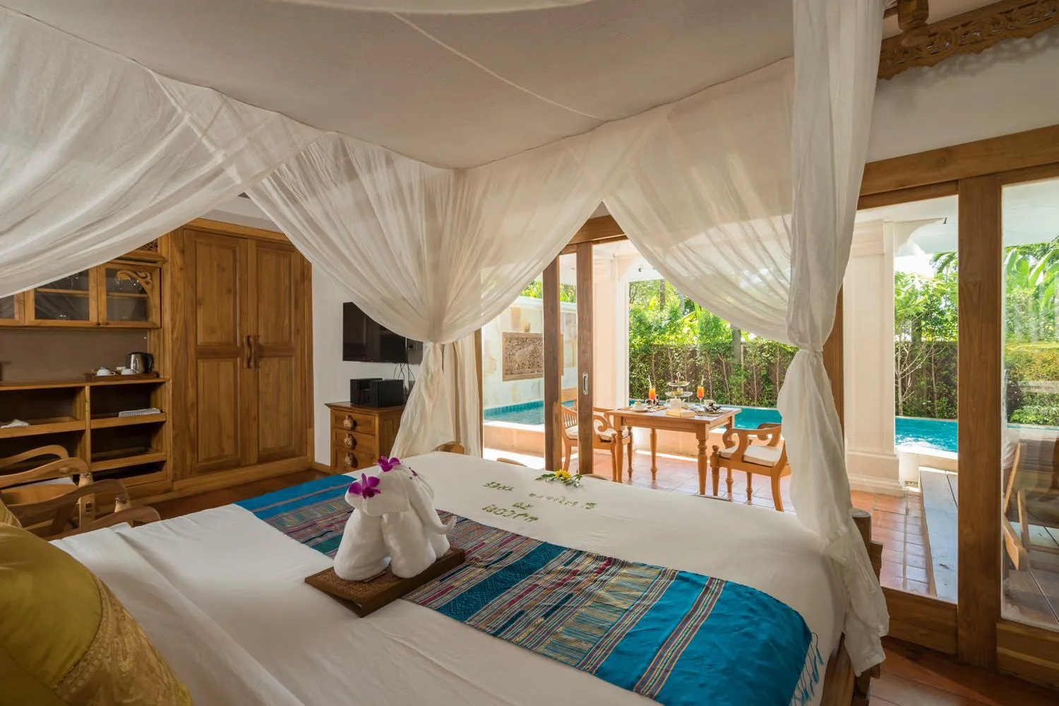 Bedroom, Bed in Santhiya Koh Chang Resort