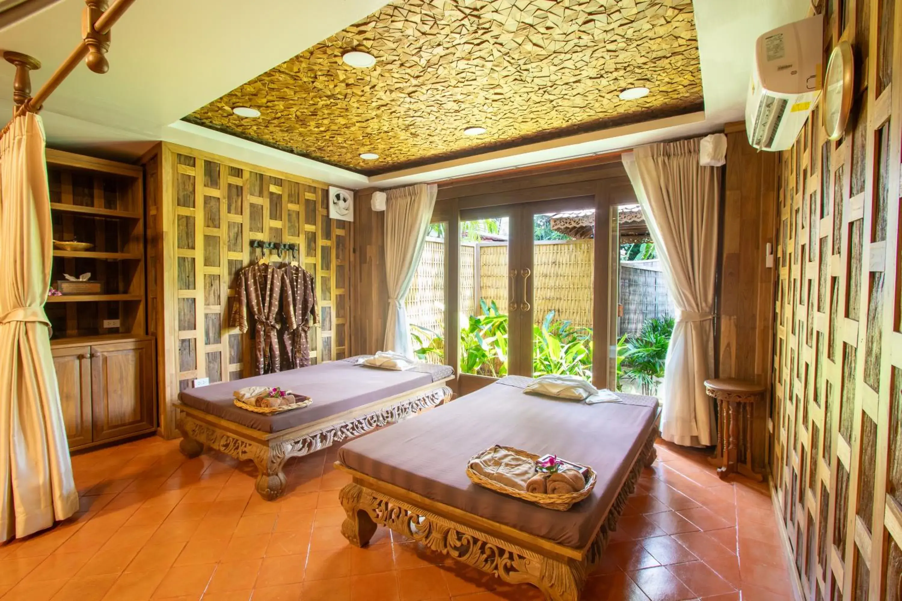 Spa and wellness centre/facilities, Bed in Santhiya Koh Chang Resort Spa and wellness centre/facilities, Bed in Santhiya Koh Chang Resort
