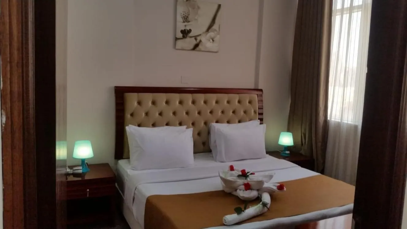 Bed in Continental Suite farwaniya