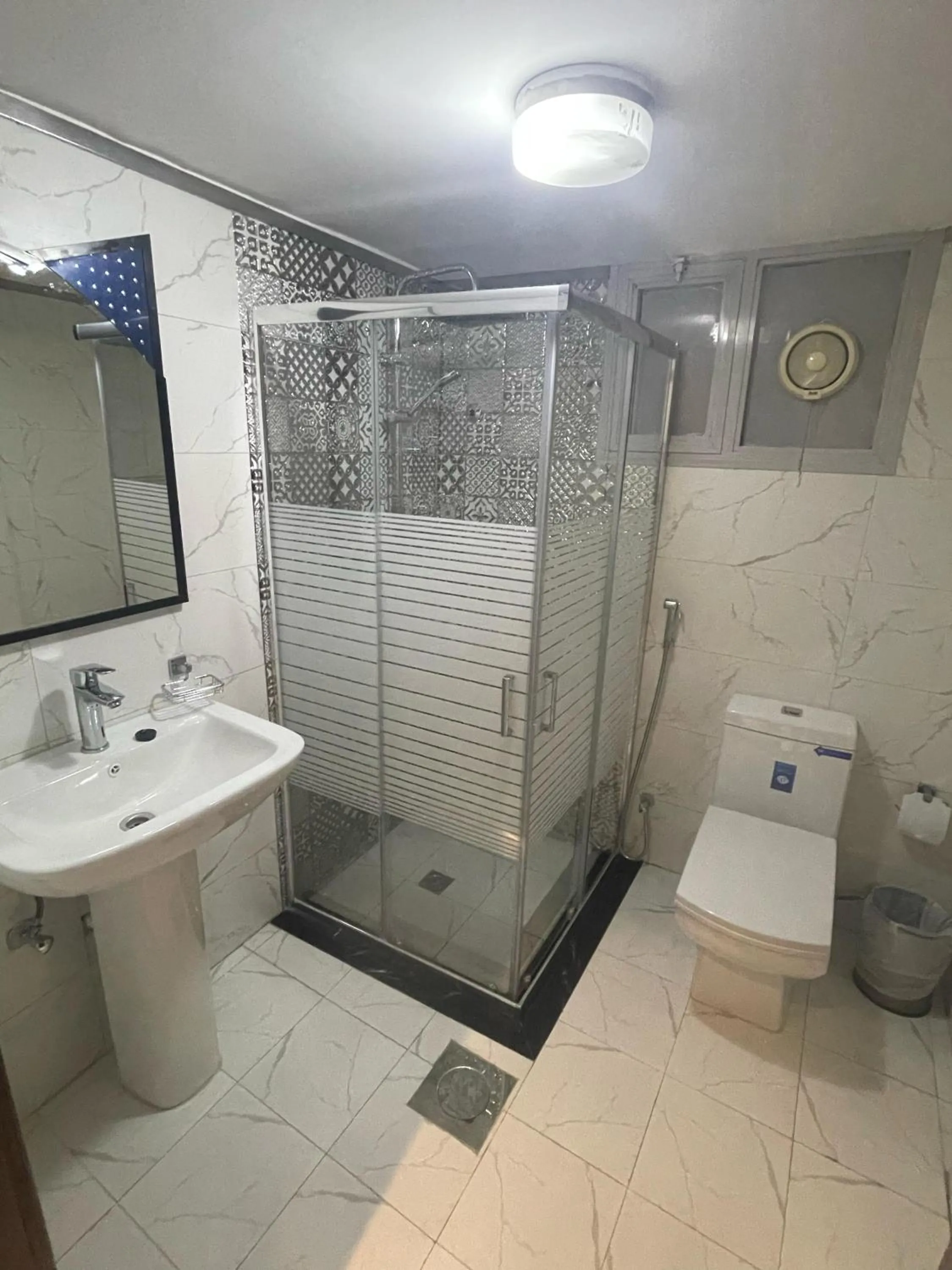 Continental Suite farwaniya