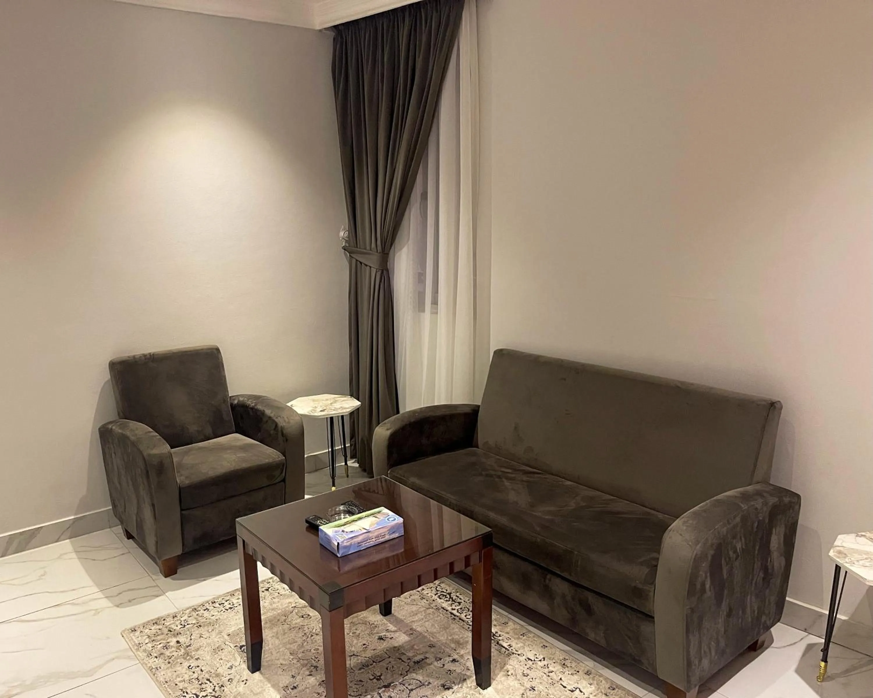 Continental Suite farwaniya