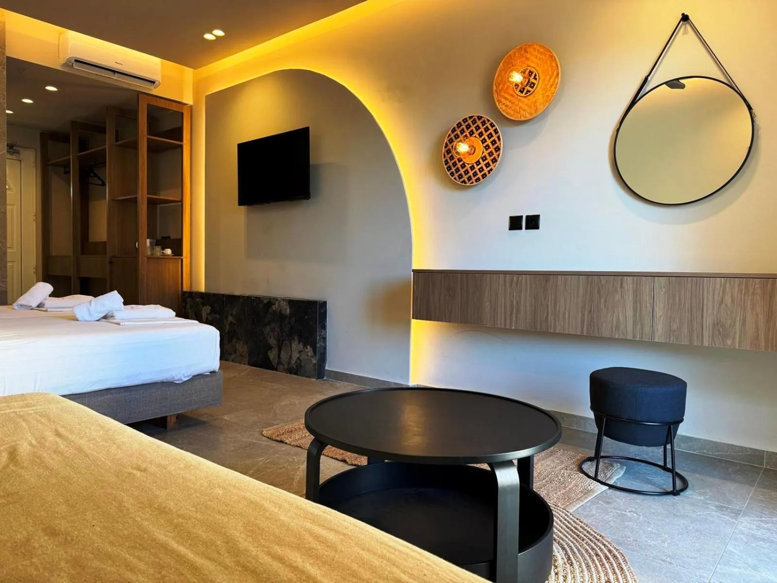 TV and multimedia, Bed in Argiro Village