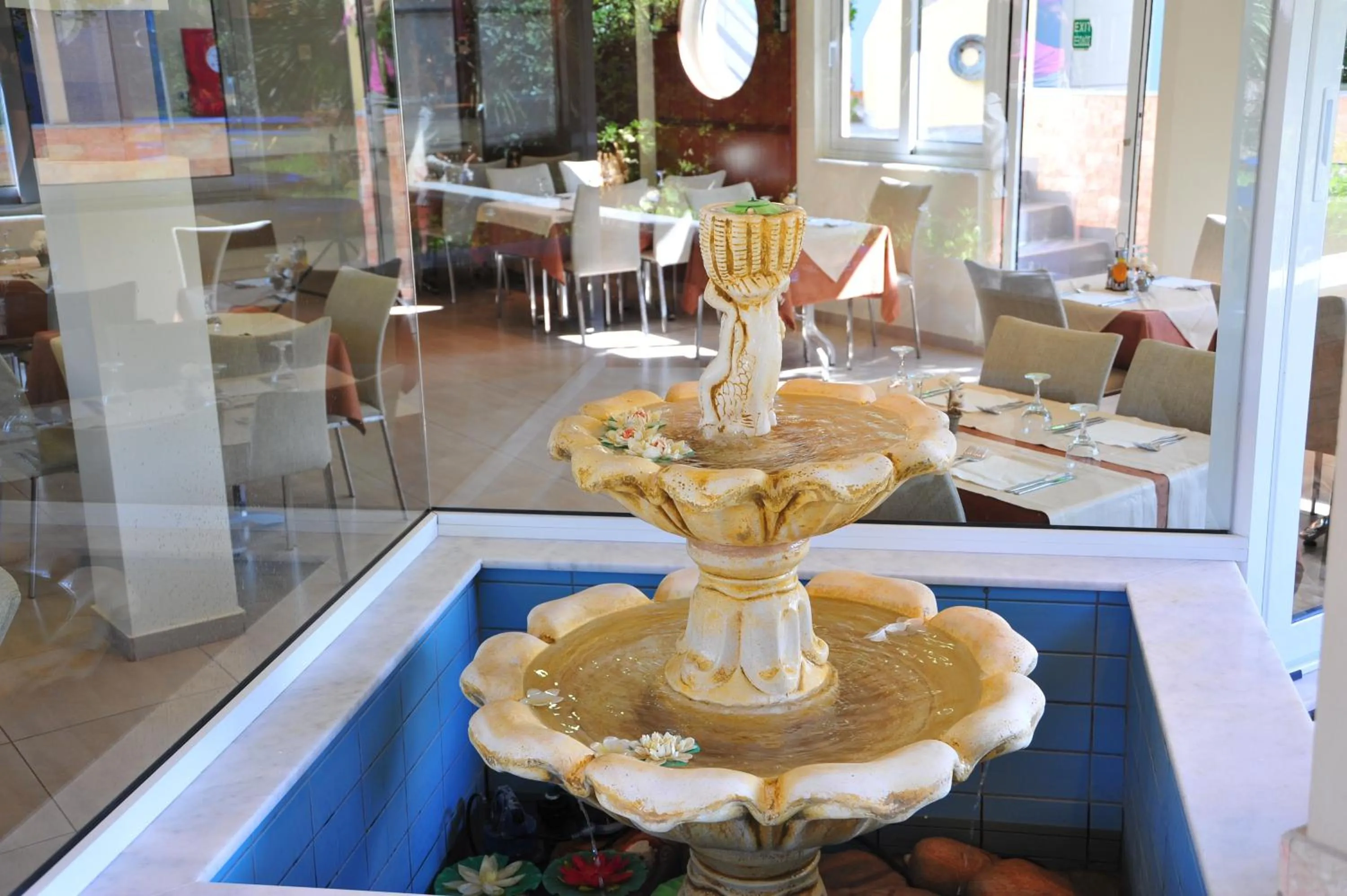 Restaurant/places to eat in Argiro Village