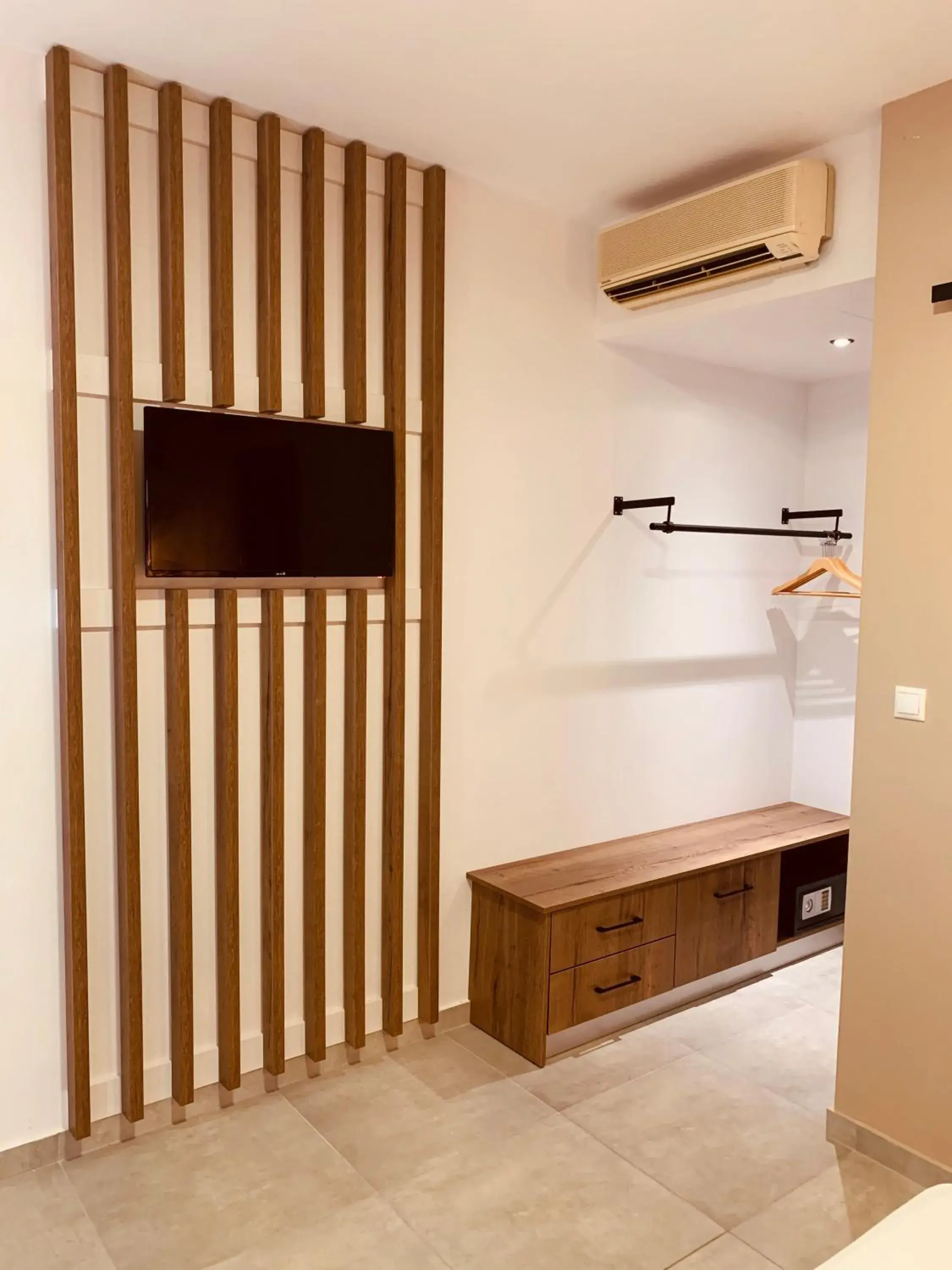 TV and multimedia, Bed in Argiro Village TV and multimedia, Bed in Argiro Village