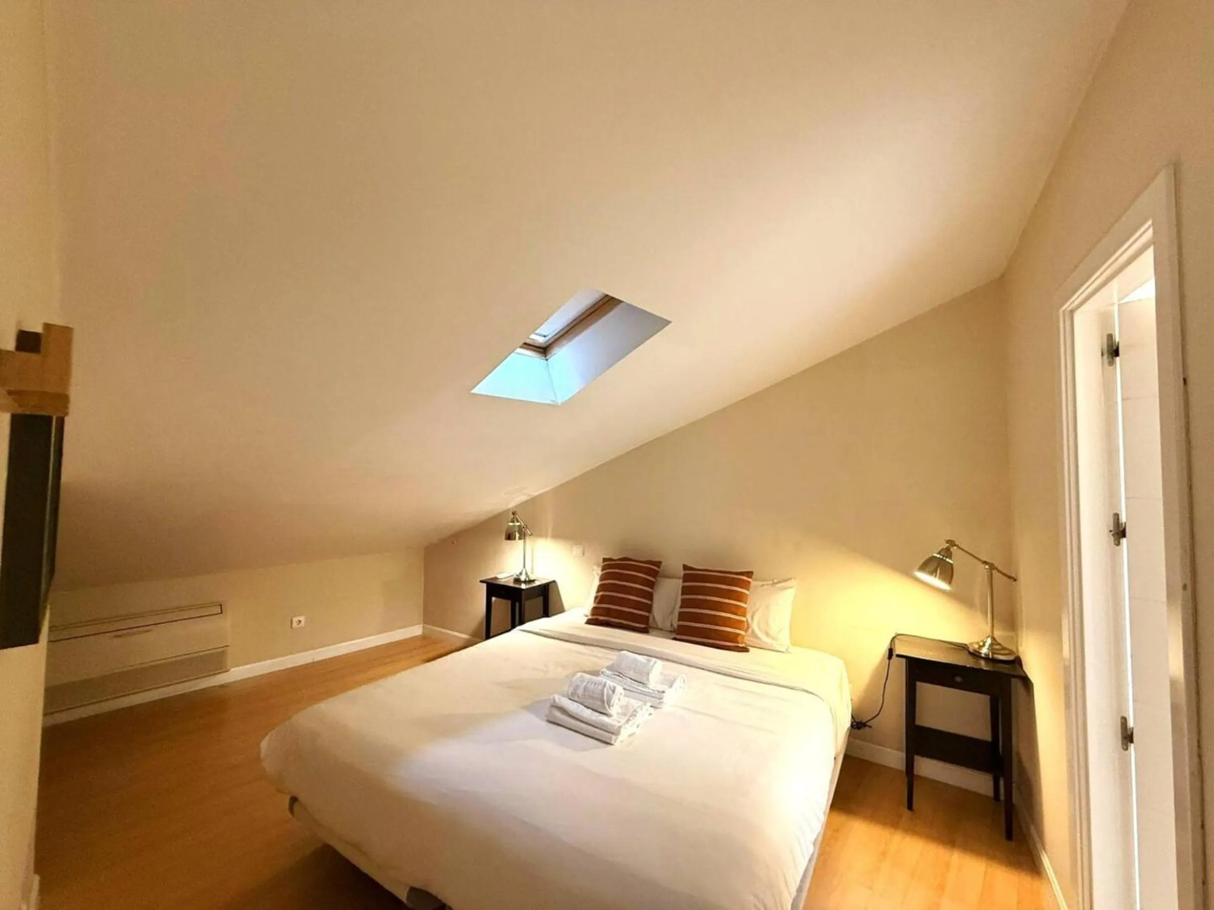 Bed in Apartment in the Centre