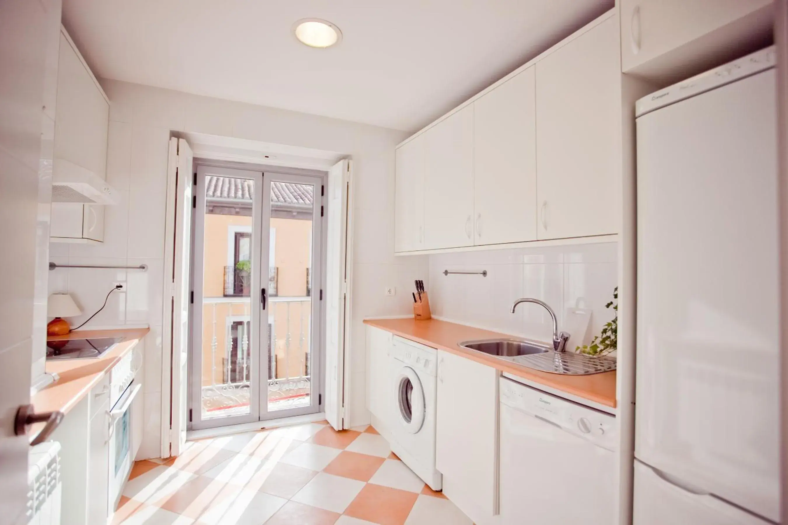 Spring, Kitchen/Kitchenette in Apartment in the Centre