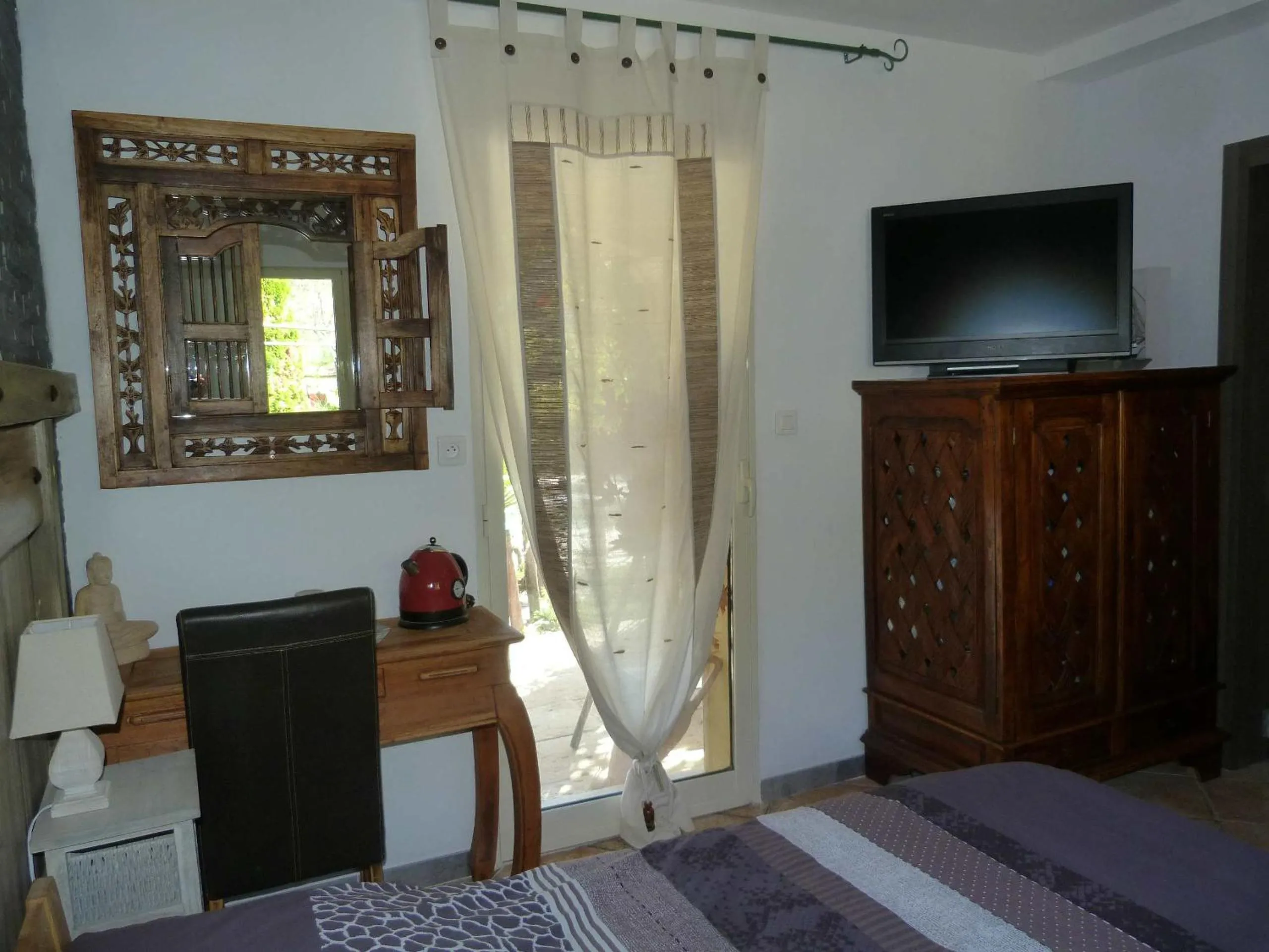 Coffee/tea facilities, Bed in Les Bambous B&B