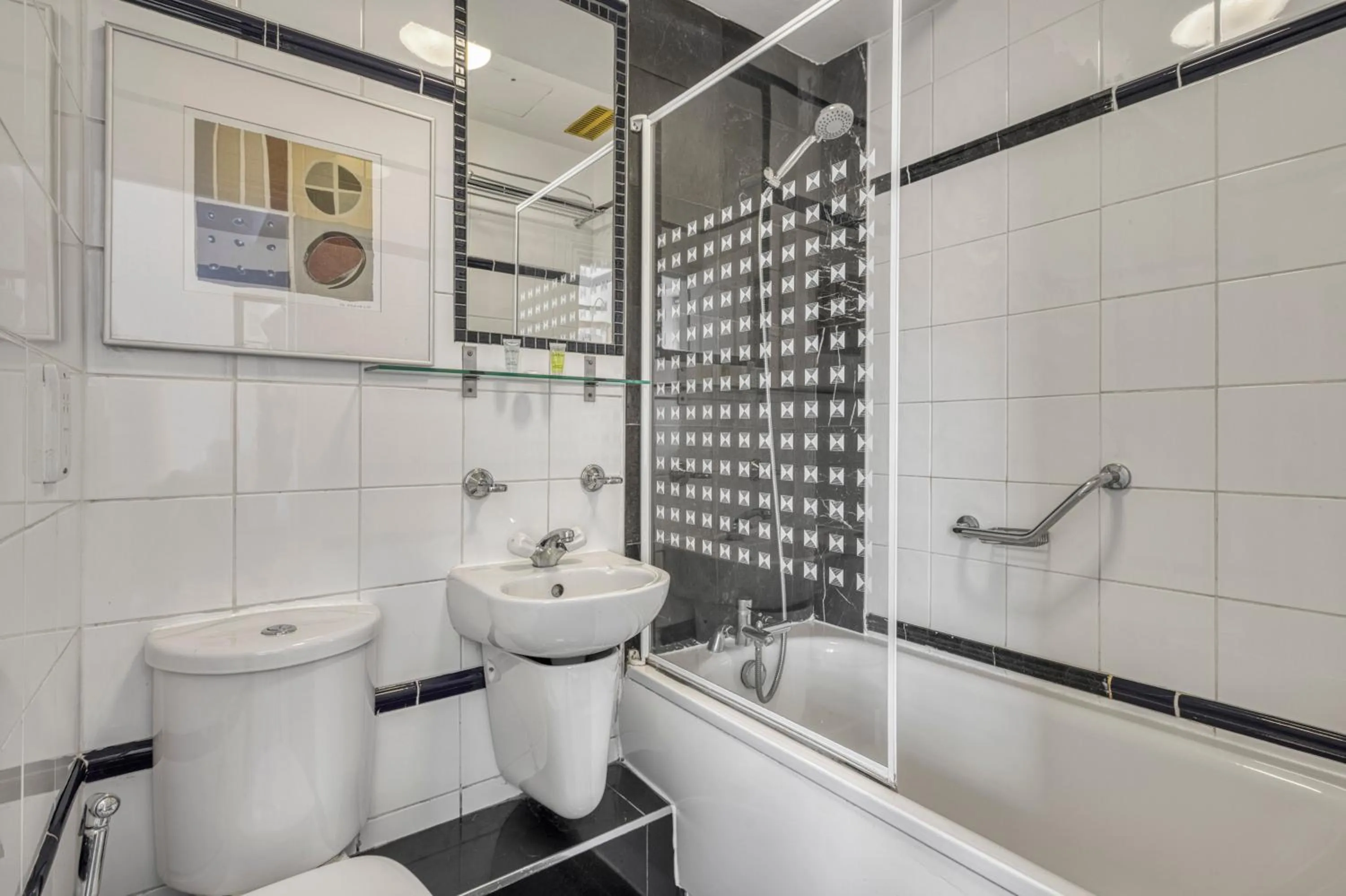 Opulence Boutique Hotel