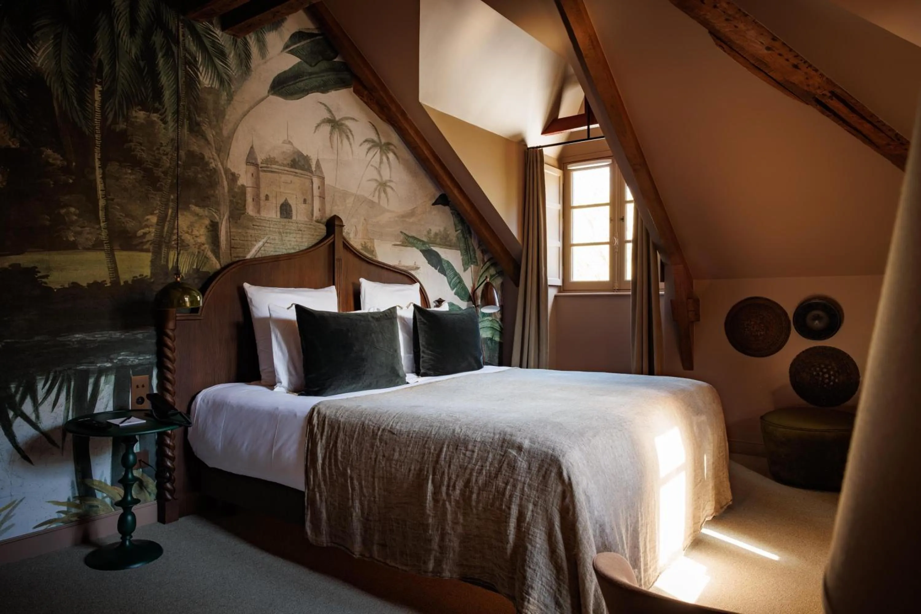 Photo of the whole room, Bed in Domaine de Locguénolé & Spa - Relais & Chateaux