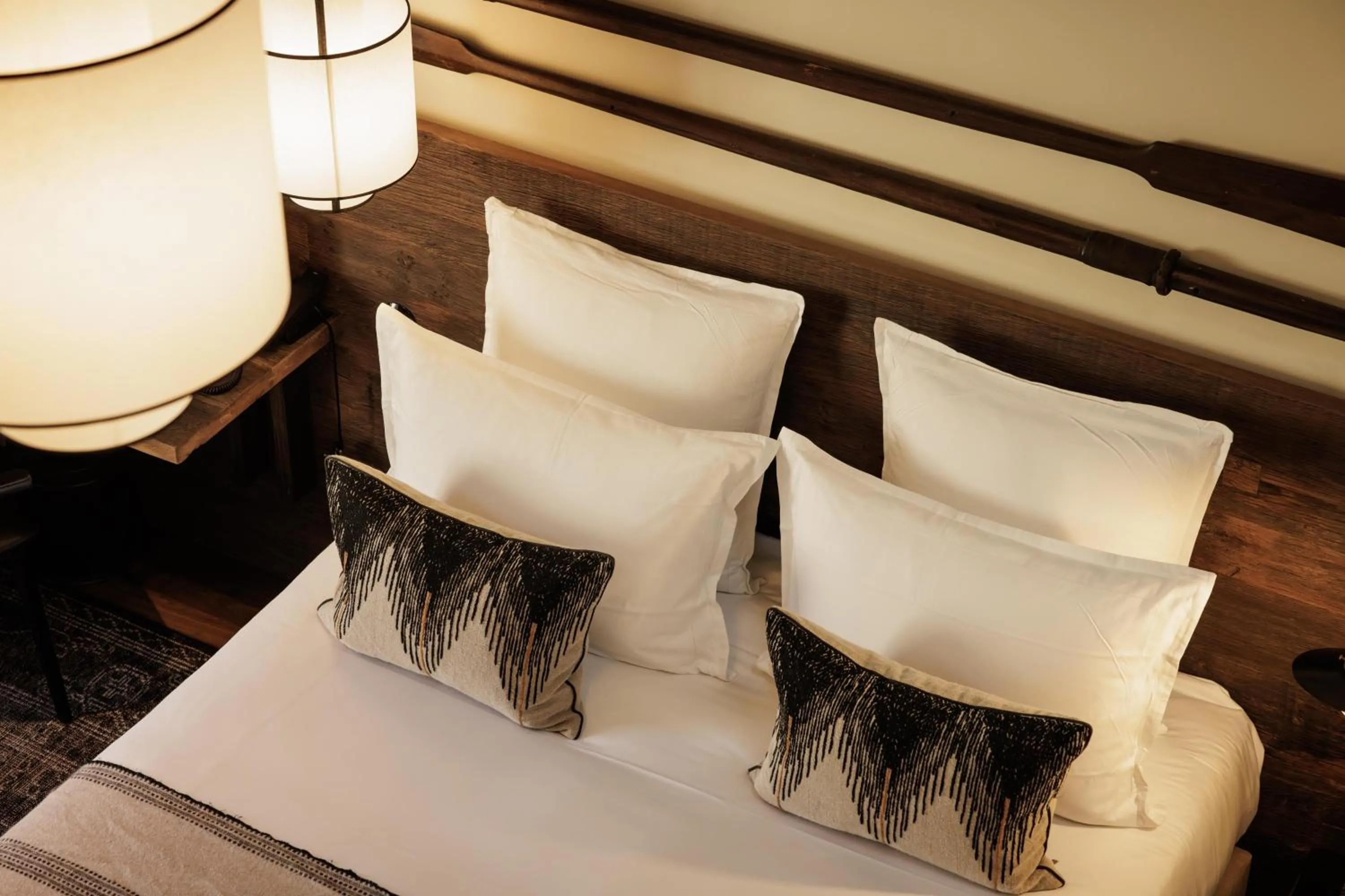 Photo of the whole room, Bed in Domaine de Locguénolé & Spa - Relais & Chateaux